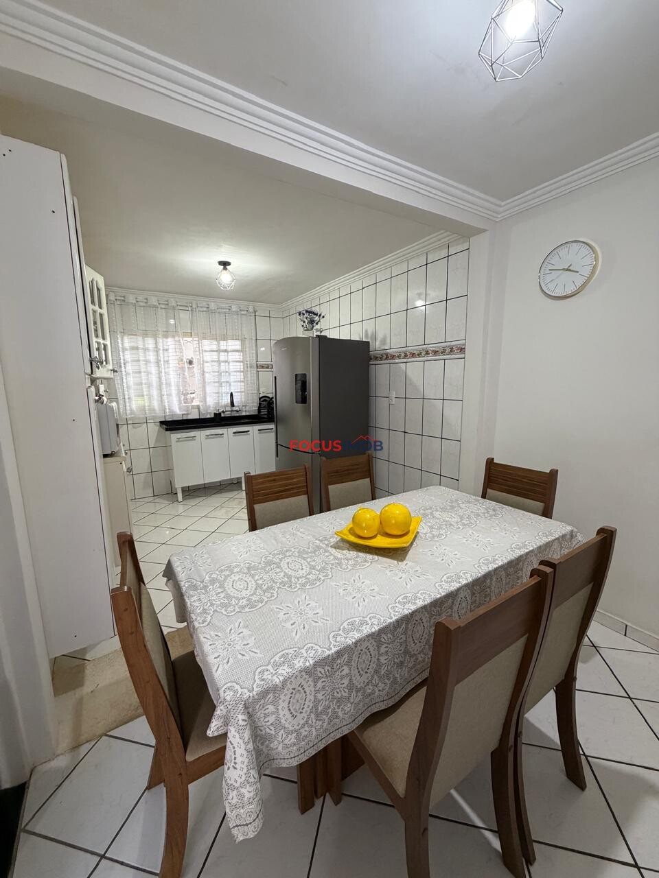 CASA A VENDA NO CONDOMINIO ARAUCARIAS QUE ACEITA CHACARA COMO PERMUTA