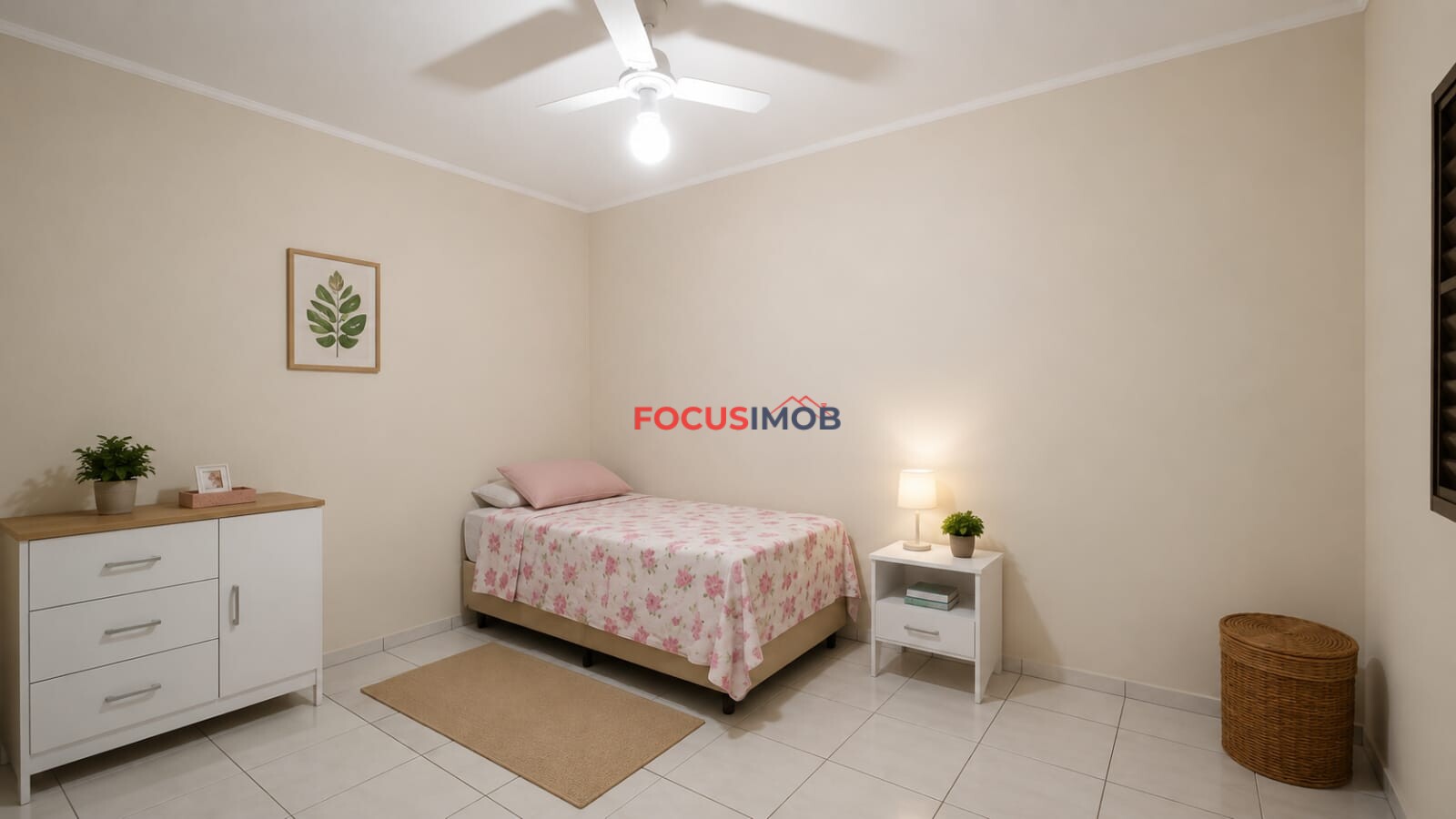 Casa à Venda no Jardim Guarujá – Conforto, Espaço e Excelente.