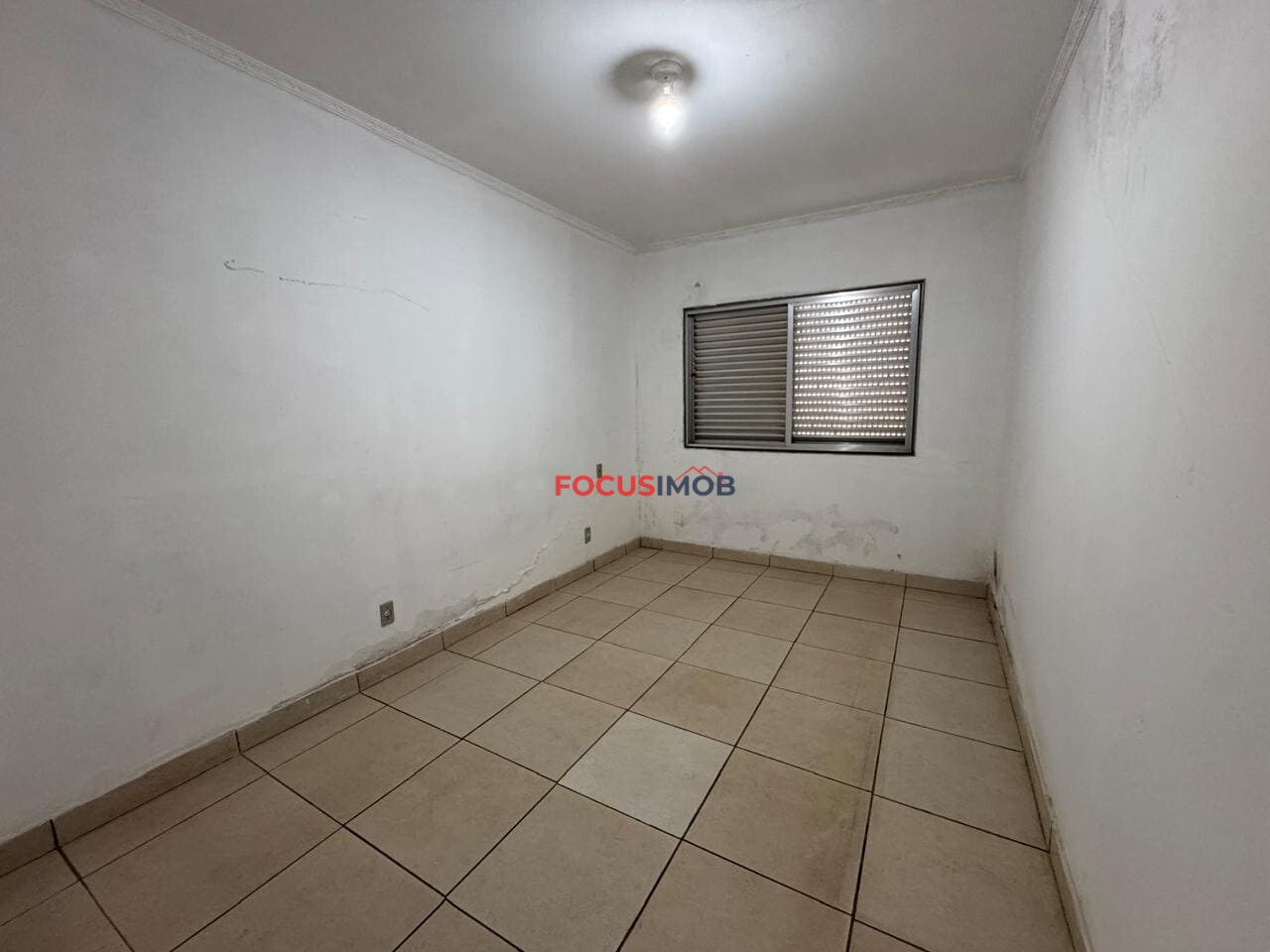 Casa com 4 Quartos e 4 banheiros à Venda, 289 m² por R$ 600.000