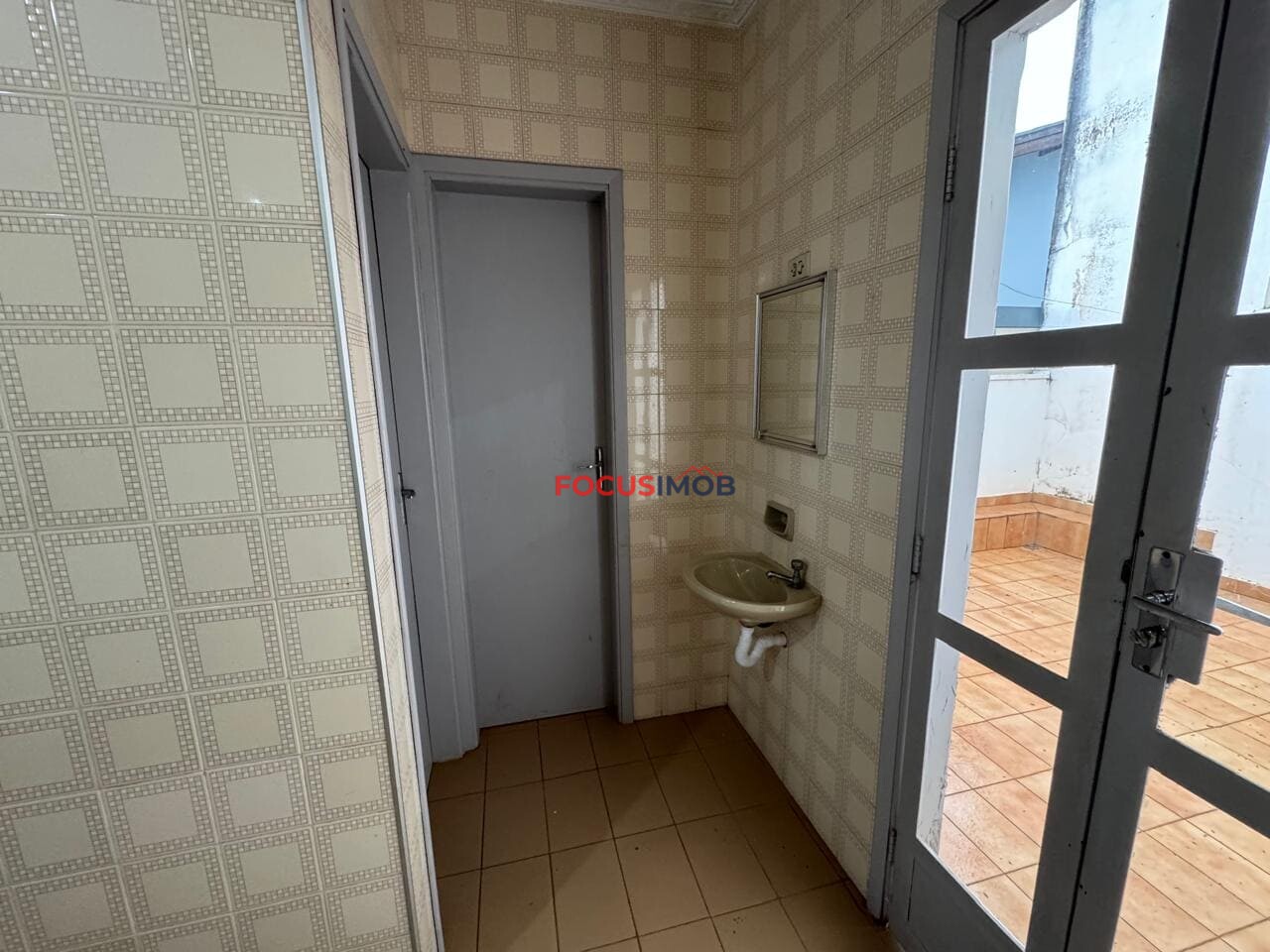 Casa com 4 Quartos e 4 banheiros à Venda, 289 m² por R$ 600.000