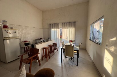 Casa à Venda no Jardim Novo I – 3 Dormitórios e Amplo Terreno de 300 m² | Mogi Guaçu/SP