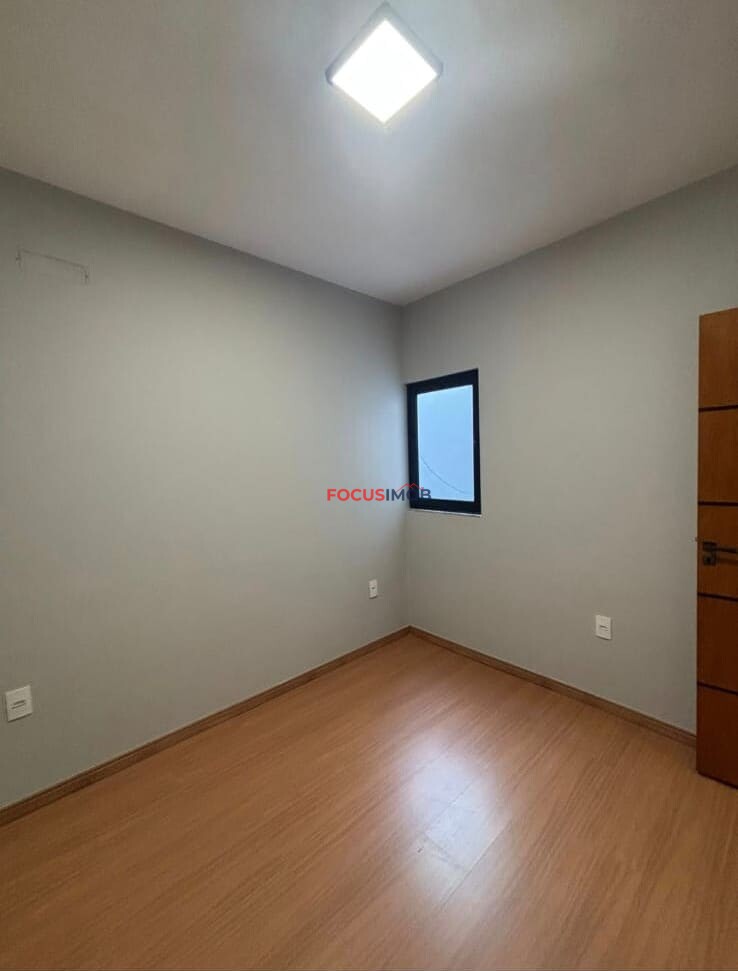Casa Moderna à Venda na Região Central de Mogi Guaçu/SP