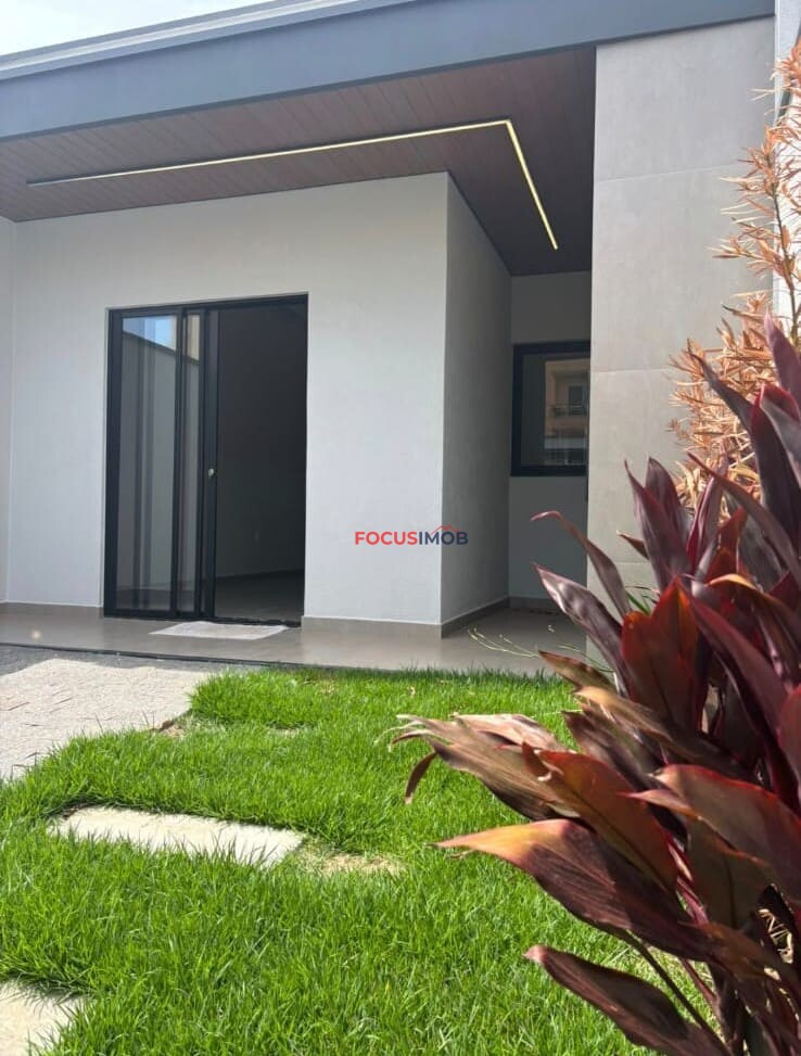 Casa Moderna à Venda na Região Central de Mogi Guaçu/SP