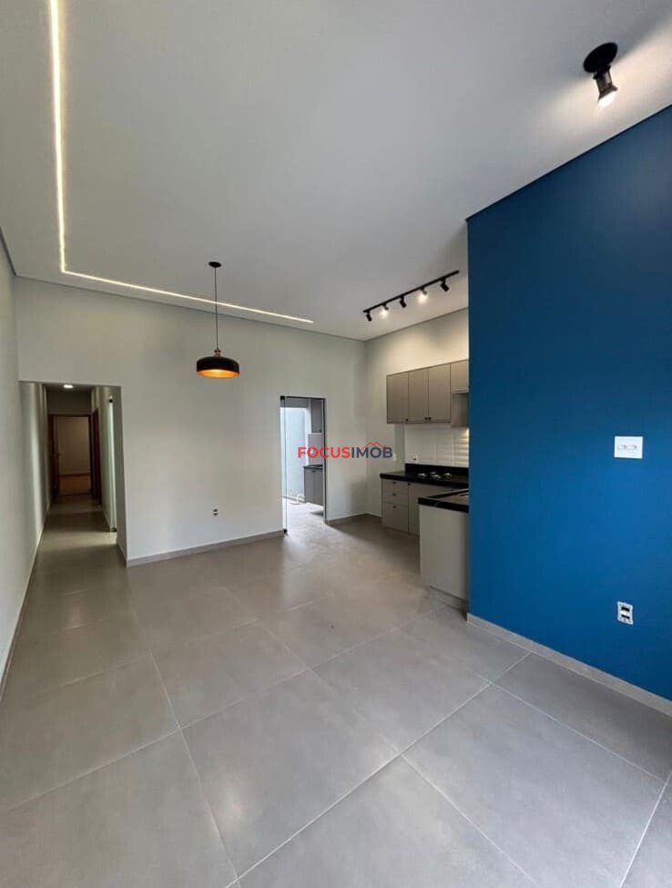 Casa Moderna à Venda na Região Central de Mogi Guaçu/SP