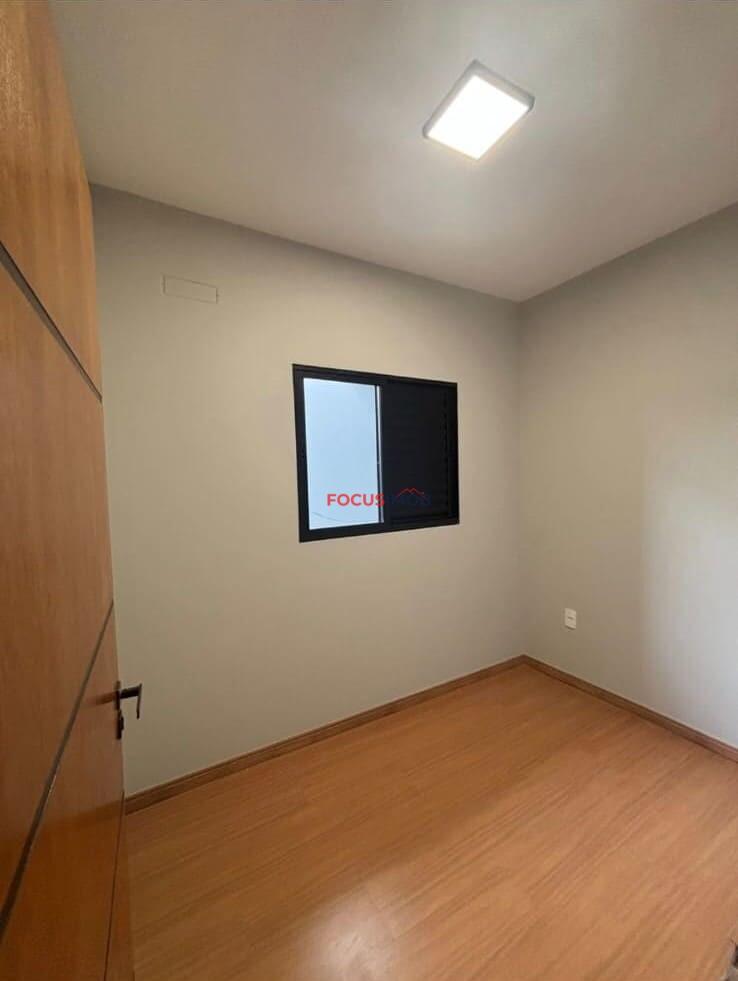 Casa Moderna à Venda na Região Central de Mogi Guaçu/SP