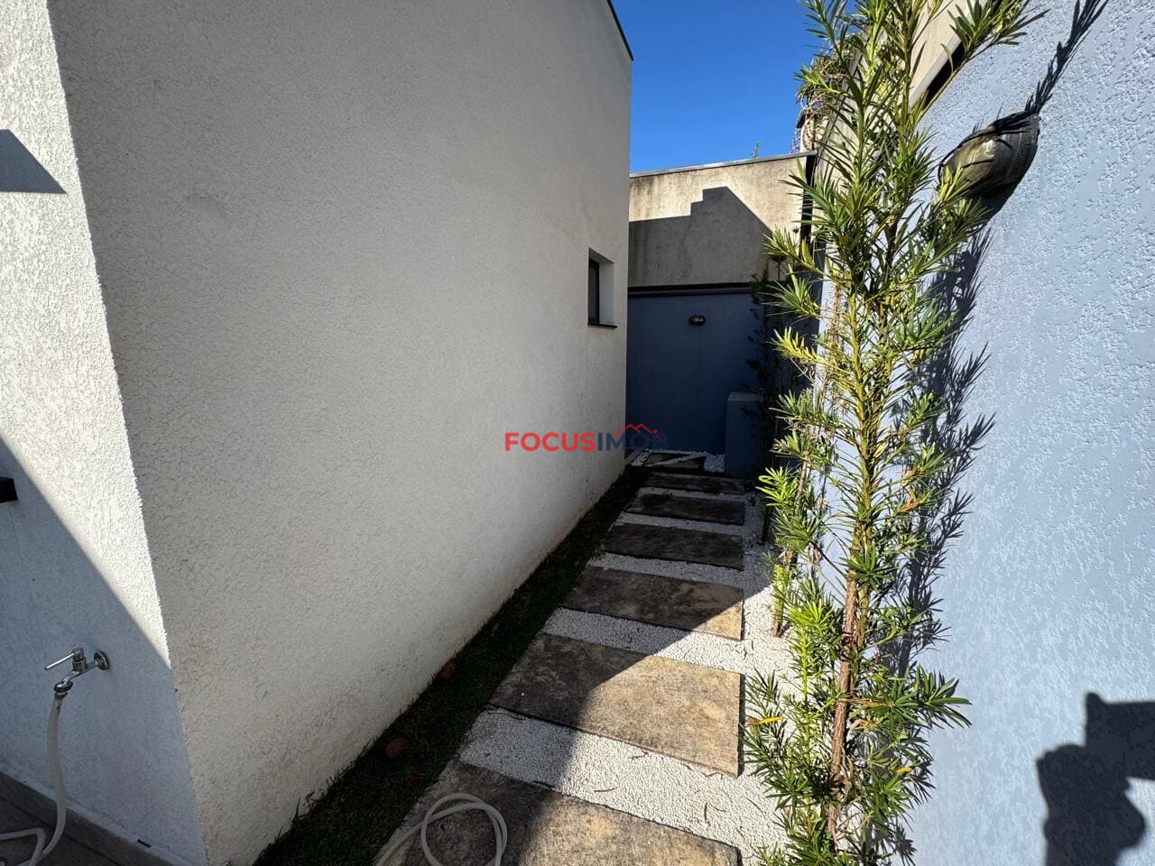 Oportunidade no Residencial Vila Toscana! Casa Moderna com Closet, Planejados e Área Gourmet