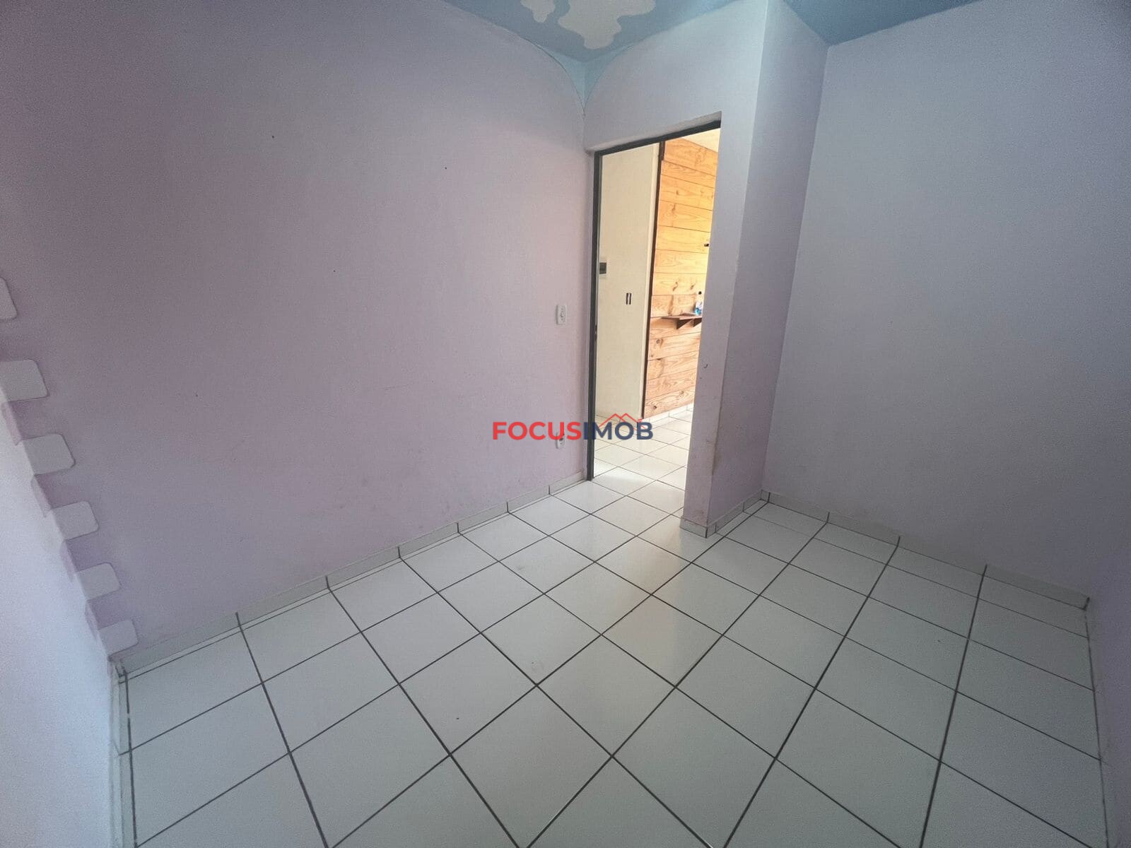 Casa de Esquina com Salão Comercial à venda - Ótima Oportunidade