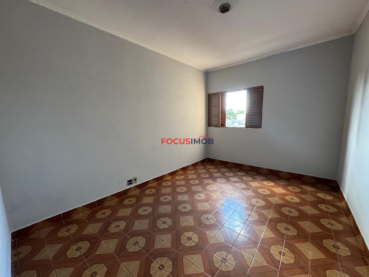 Casa para Locação – Vila Paraíso