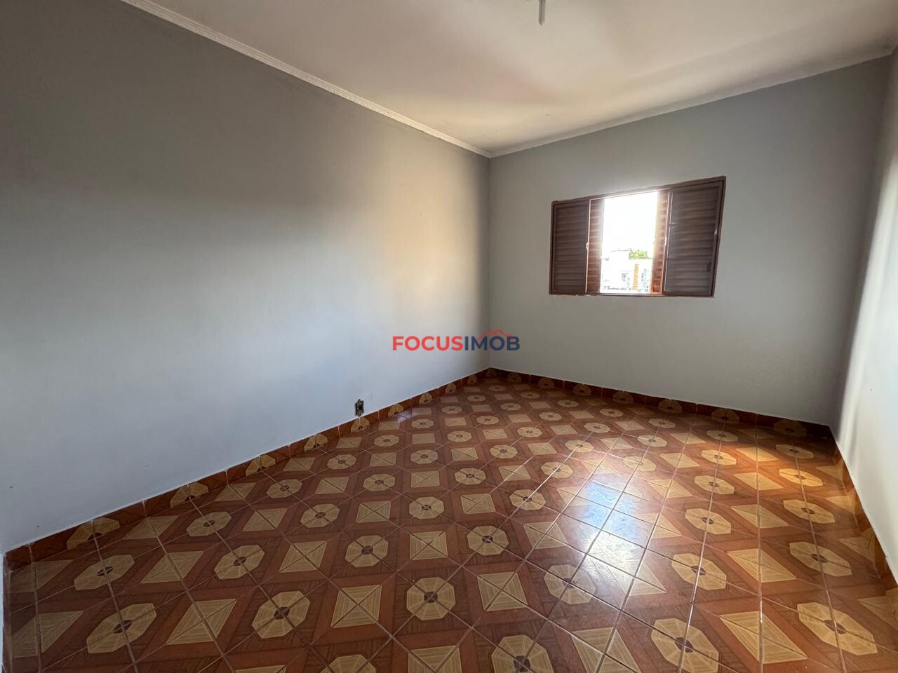 Casa para Locação – Vila Paraíso