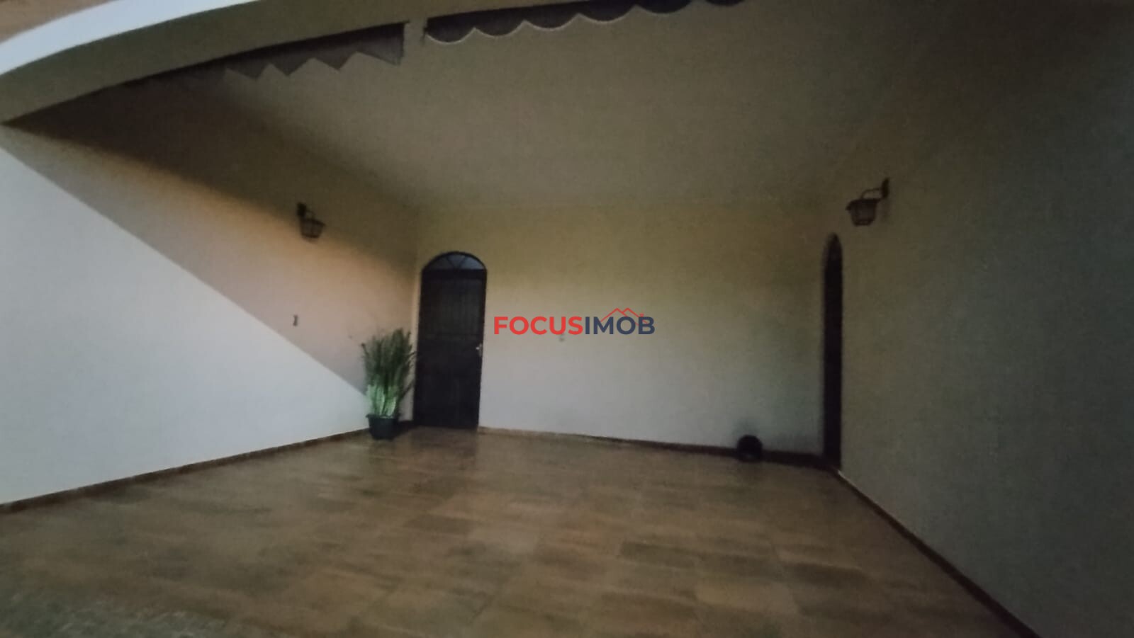 Casa com três dormitorio e Edicula na nova Itapira