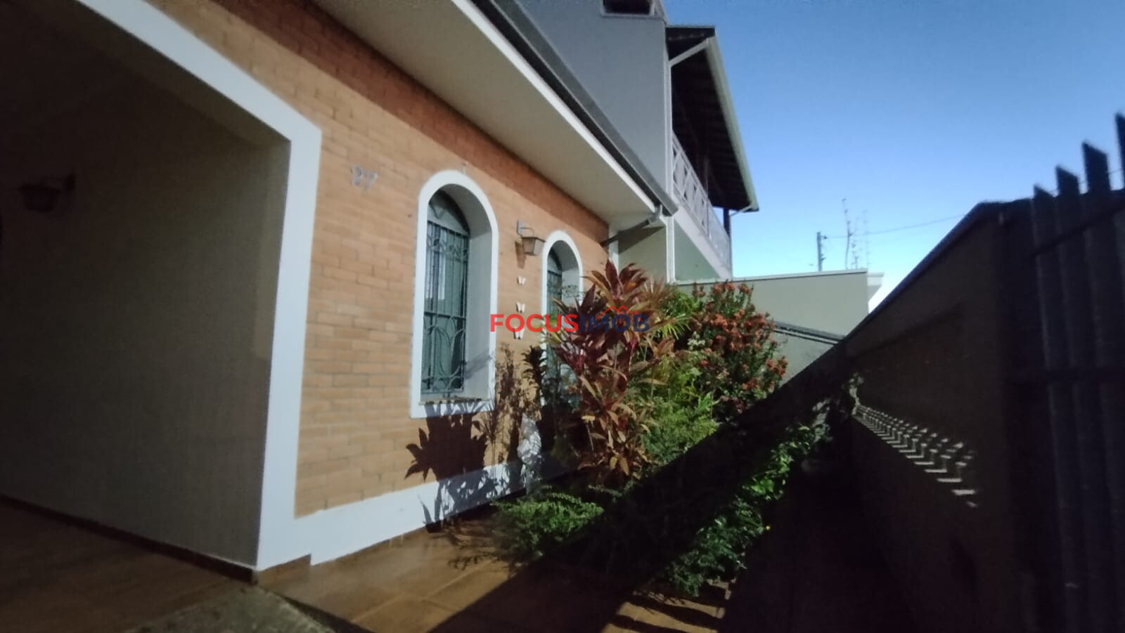 Casa com três dormitorio e Edicula na nova Itapira