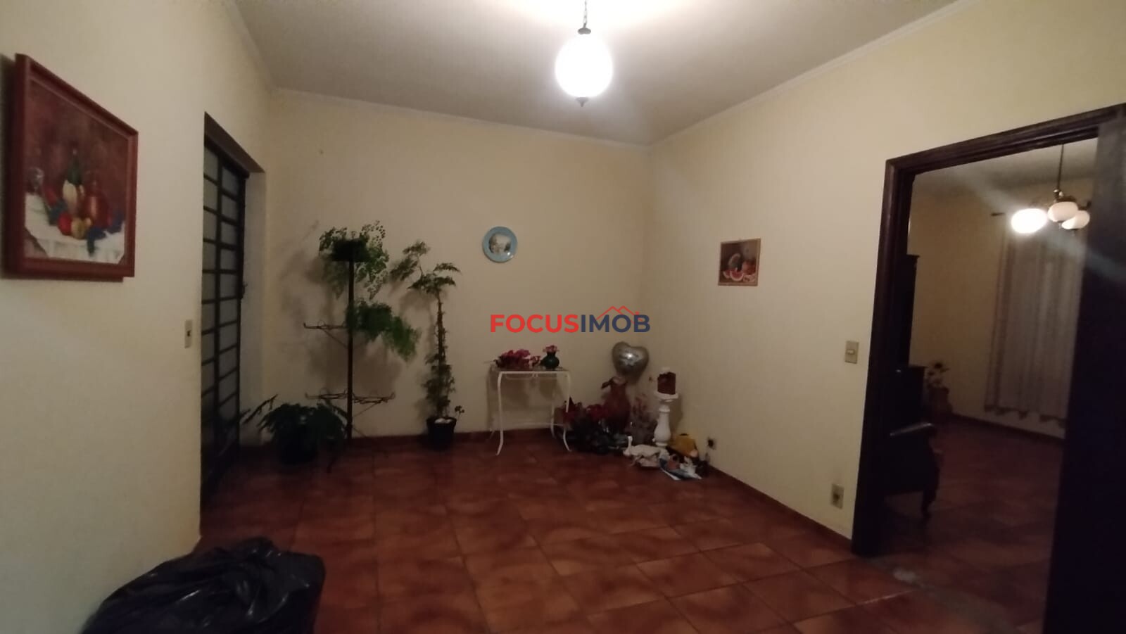 Casa com três dormitorio e Edicula na nova Itapira