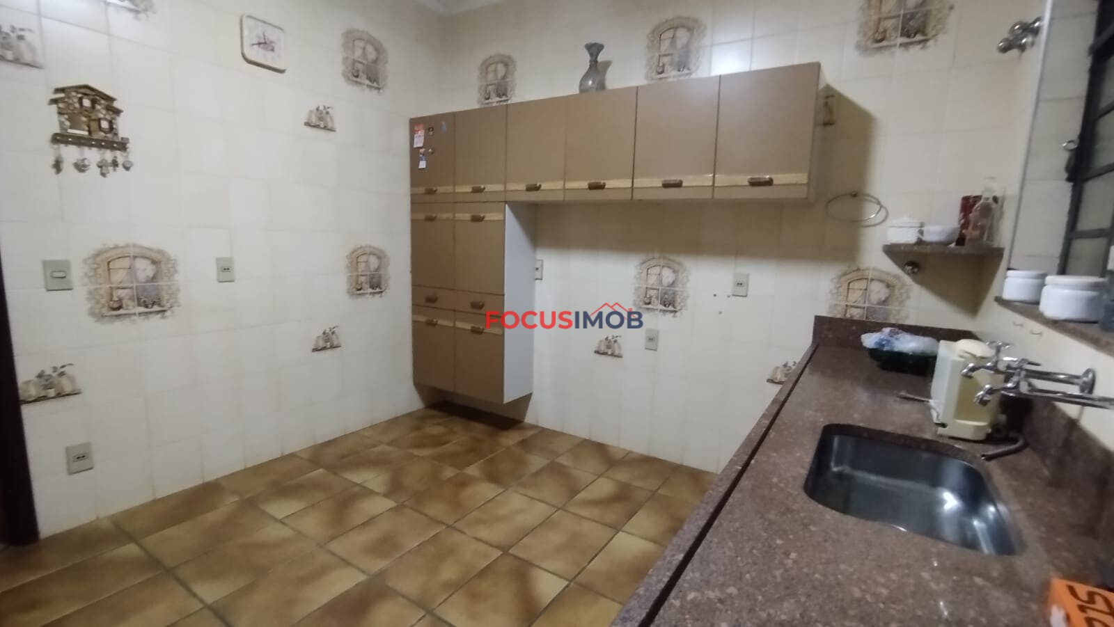Casa com três dormitorio e Edicula na nova Itapira