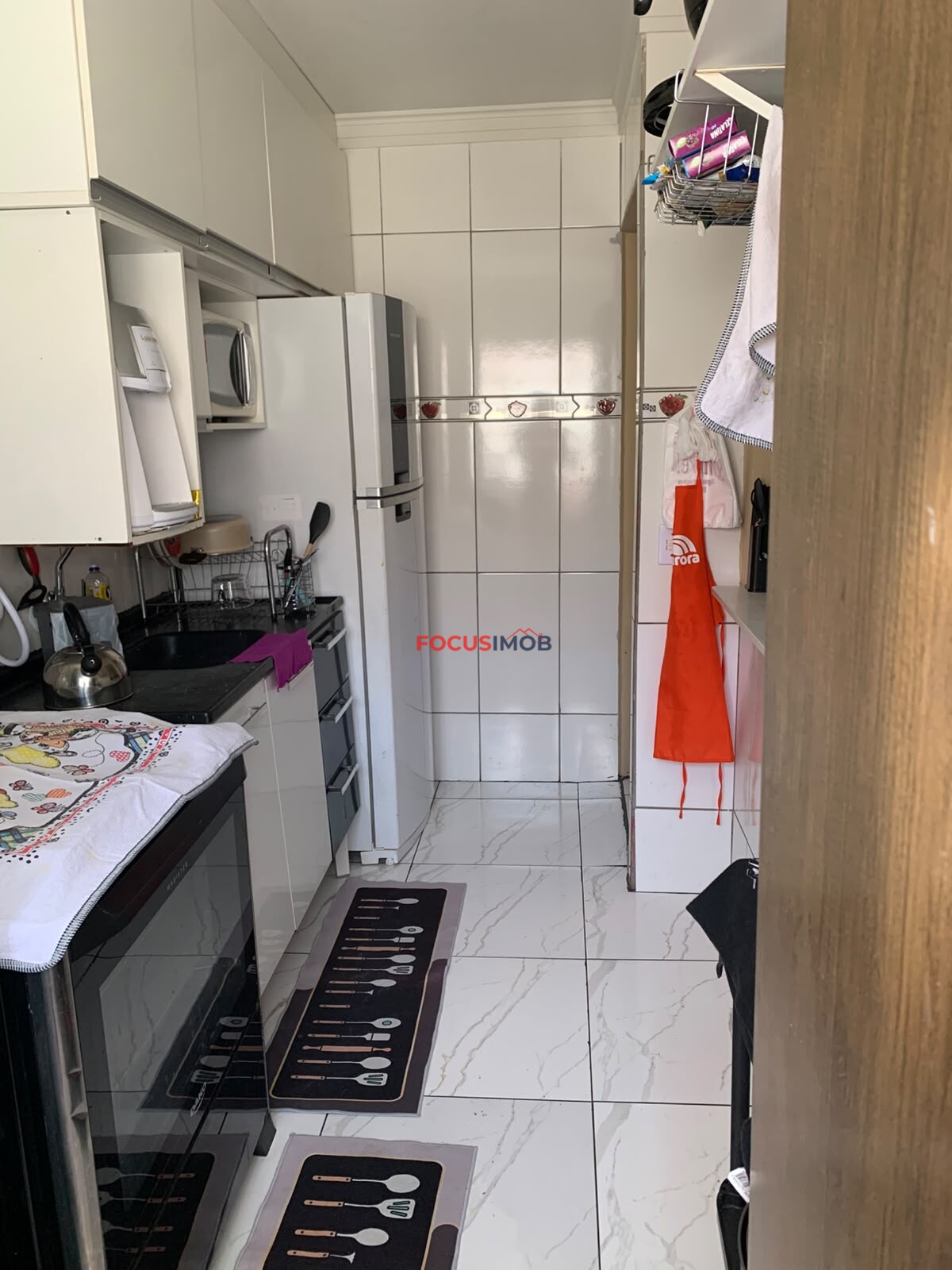 APARTAMENTO TÉRREO NO CONDOMÍNIO MOACYR GUZONI - R$ 130.000