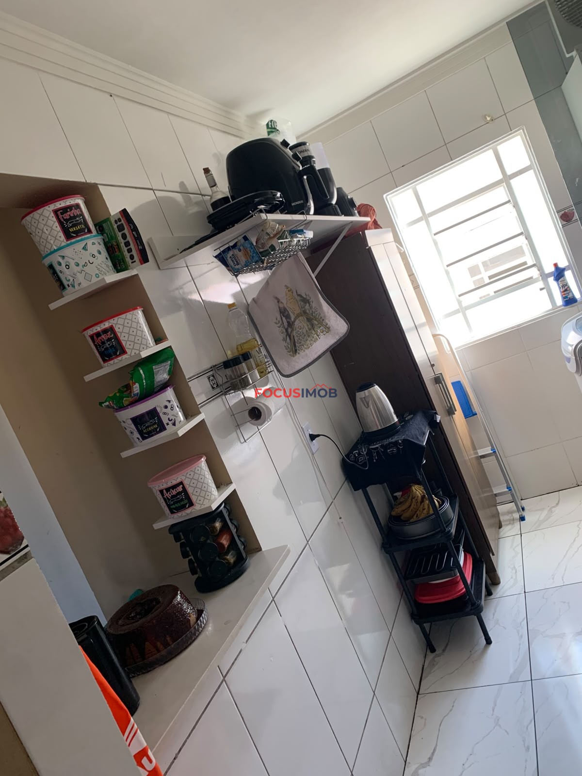 APARTAMENTO TÉRREO NO CONDOMÍNIO MOACYR GUZONI - R$ 130.000
