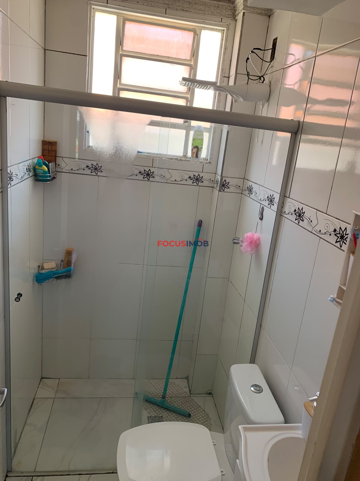 APARTAMENTO TÉRREO NO CONDOMÍNIO MOACYR GUZONI - R$ 130.000
