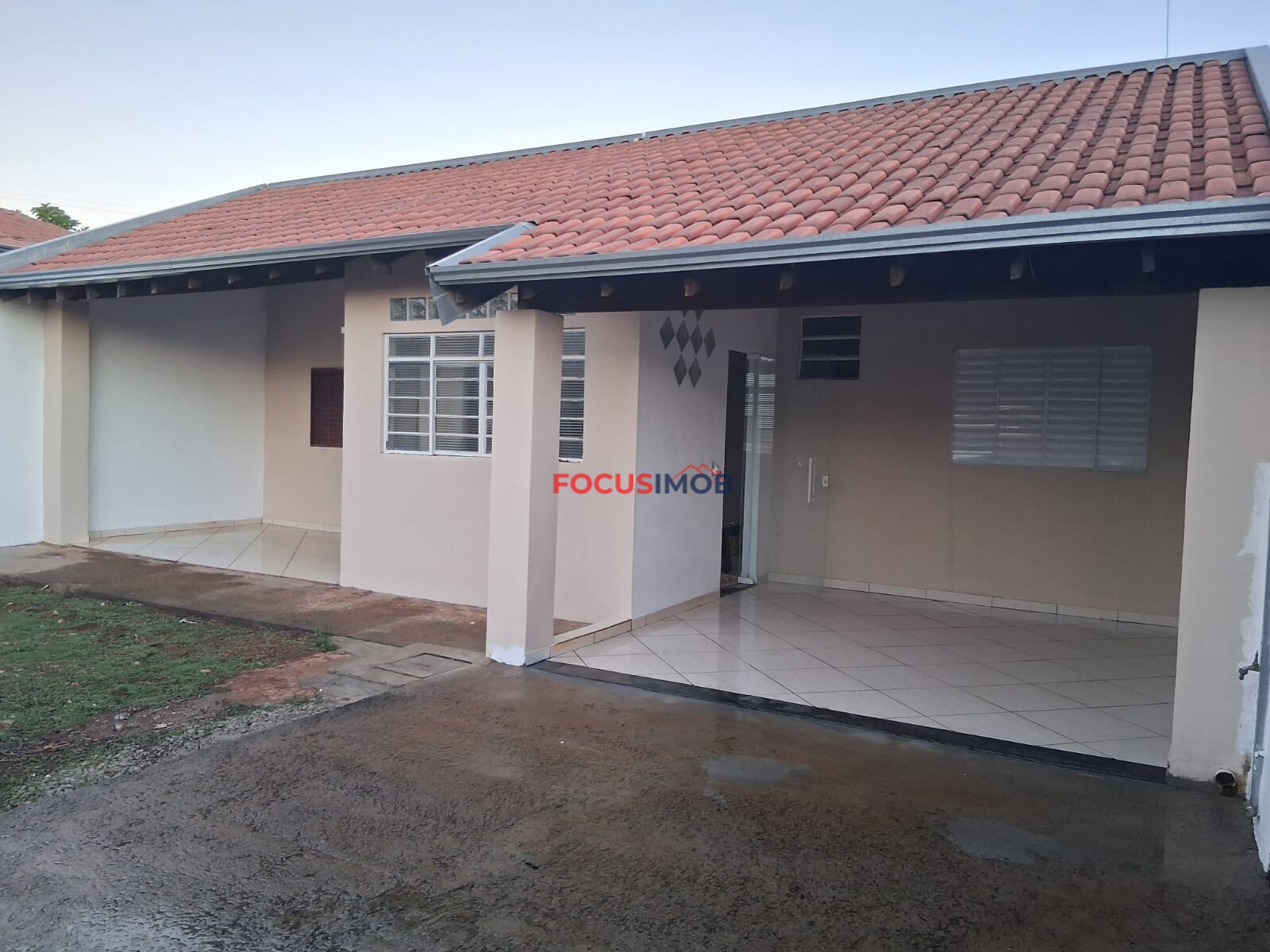 Casa  à Venda- Jardim Chaparral- Mogi Guaçu- SP