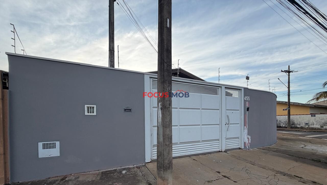 CASA À VENDA COM EDÍCULA – AVENIDA SÃO CARLOS, MOGI GUAÇU