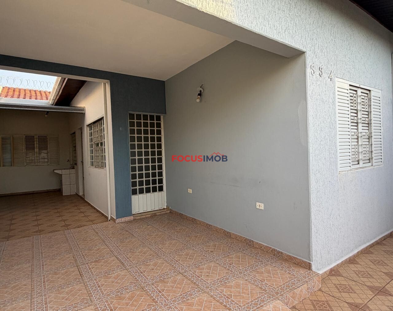 CASA À VENDA COM EDÍCULA – AVENIDA SÃO CARLOS, MOGI GUAÇU