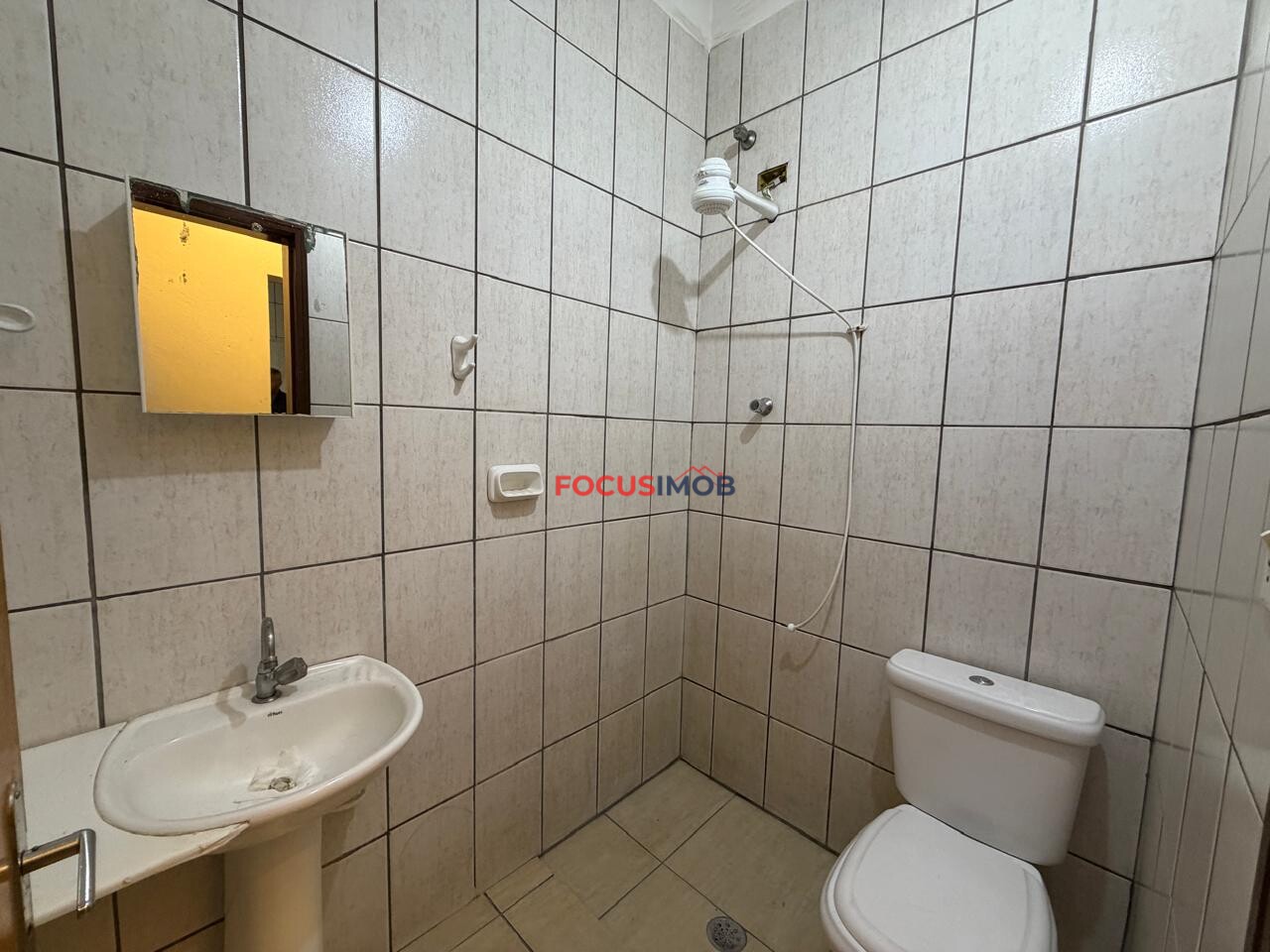 CASA À VENDA COM EDÍCULA – AVENIDA SÃO CARLOS, MOGI GUAÇU