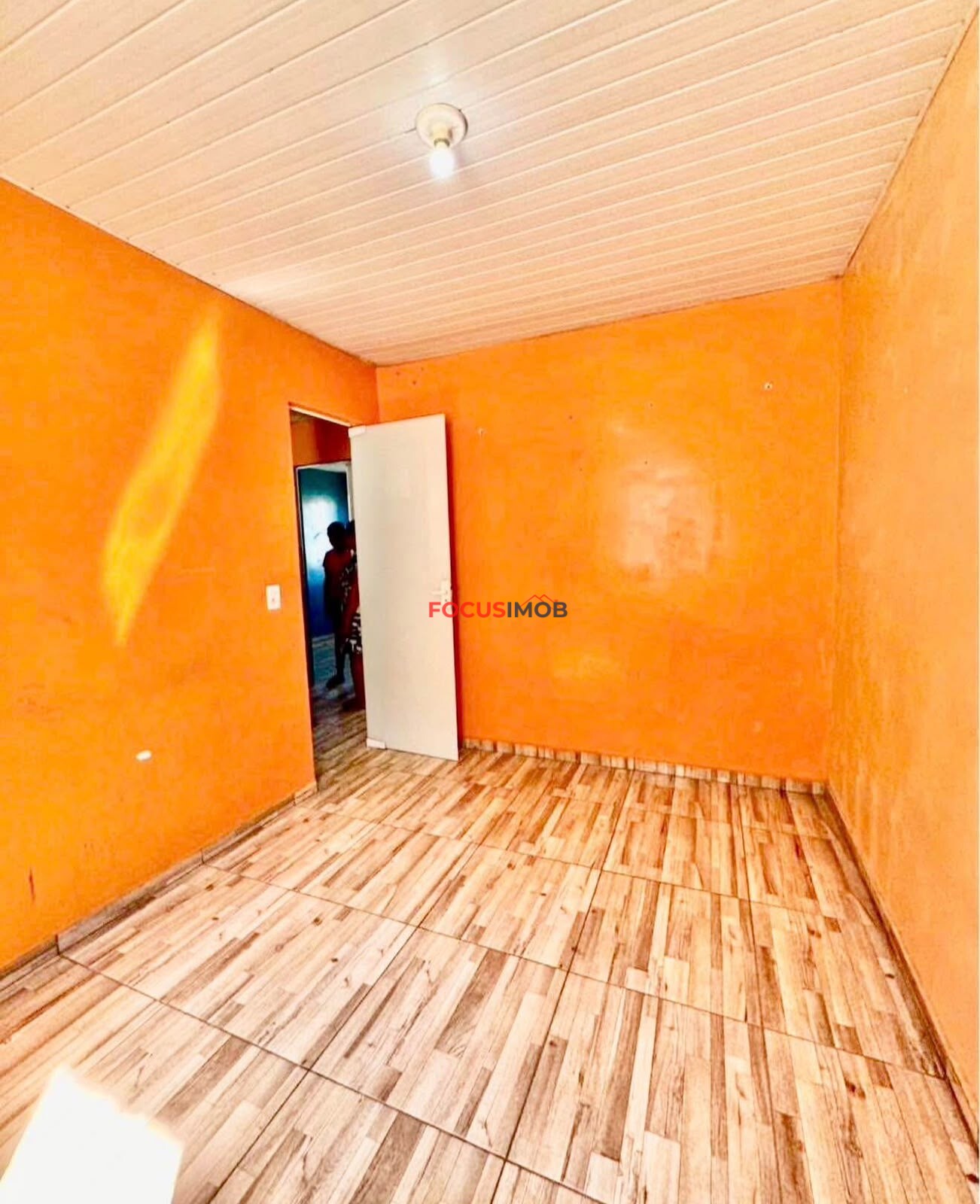 APARTAMENTO PISO SUPERIOR PARA LOCAÇÃO NO CONDOMÍNIO MOACIR GURZONI – MOGI GUAÇU/SP