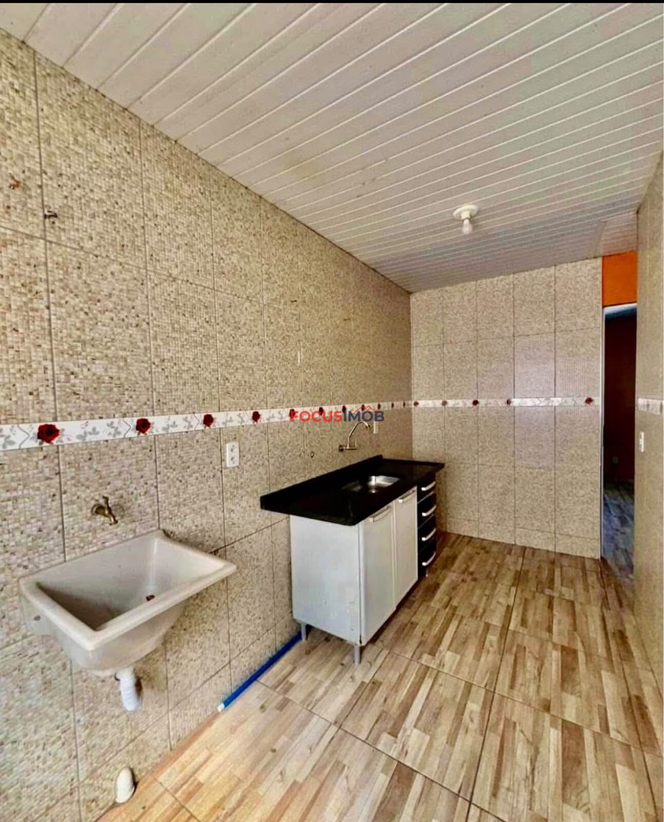 APARTAMENTO PISO SUPERIOR PARA LOCAÇÃO NO CONDOMÍNIO MOACIR GURZONI – MOGI GUAÇU/SP