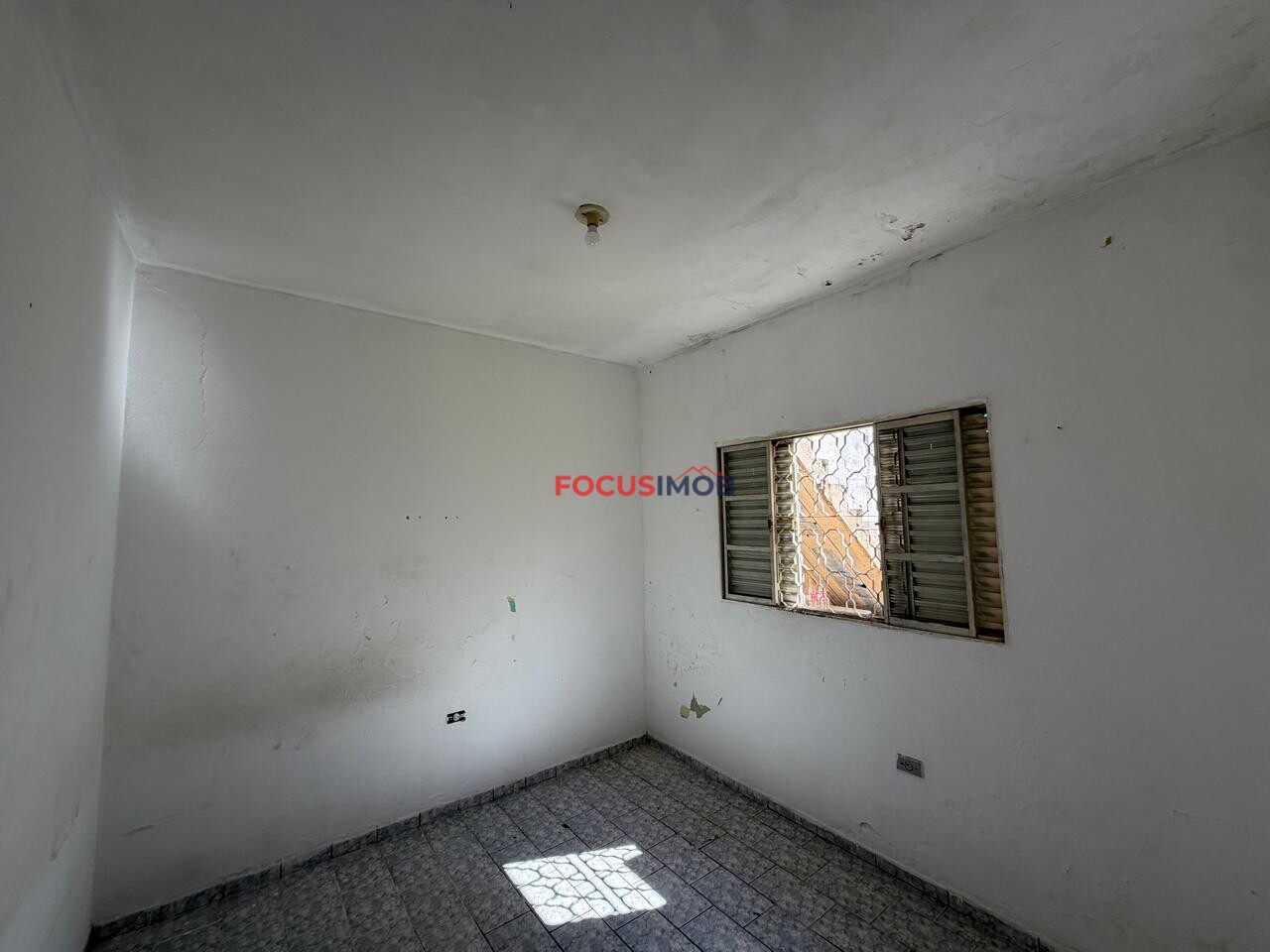 CASA À VENDA CHAPARAL COM DUAS KIT NET