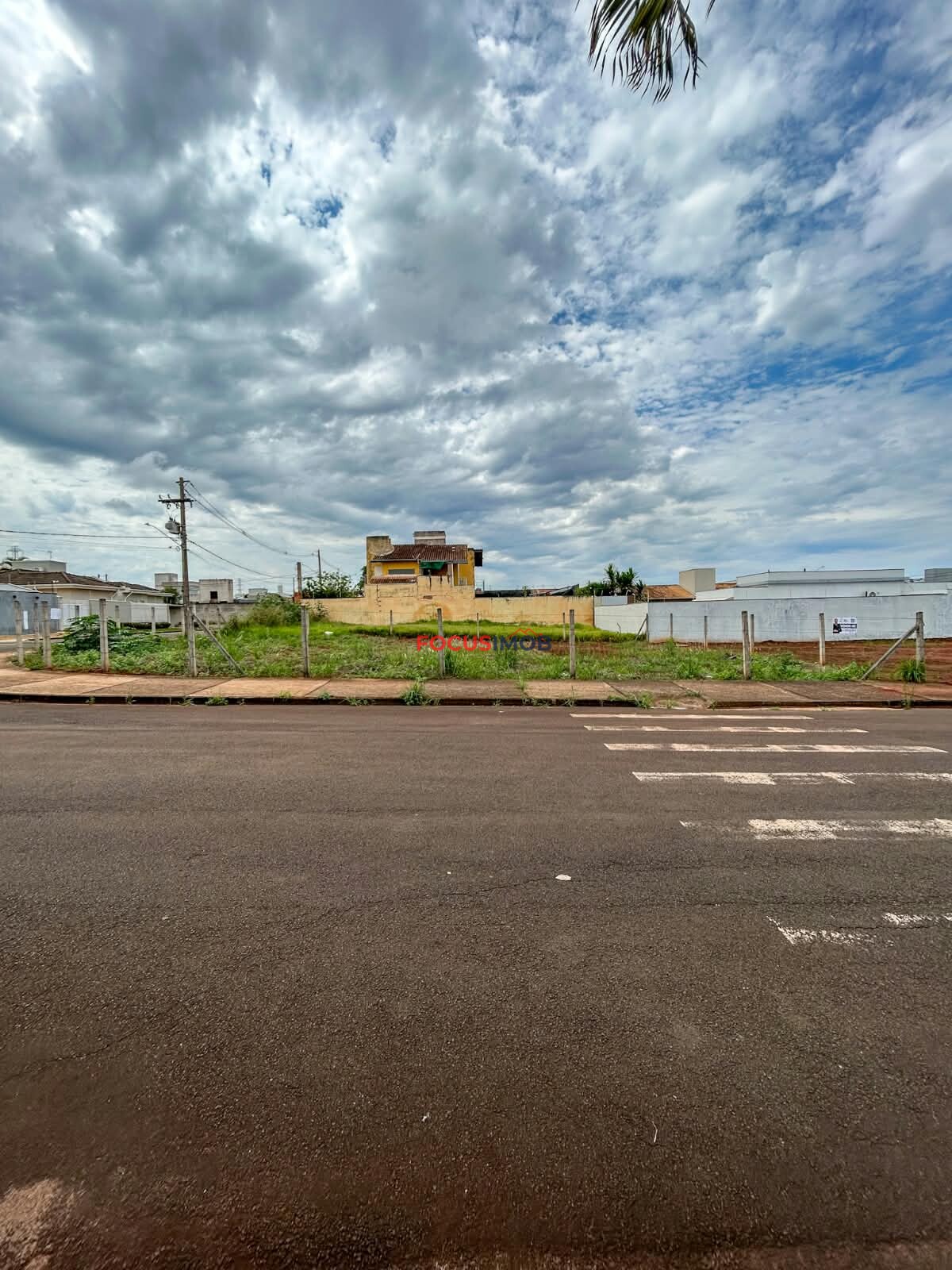 TERRENO A VENDA COND. RESIDENCIAL DO BOSQUE - MOGI MIRIM