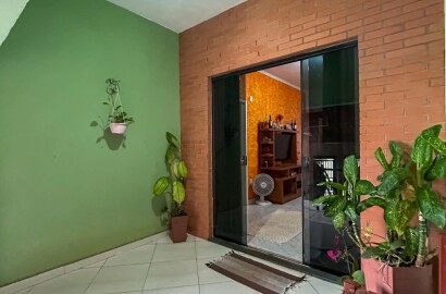 Casa a venda no bairro Jardim Santa Elisa, Mogi Mirim - SP