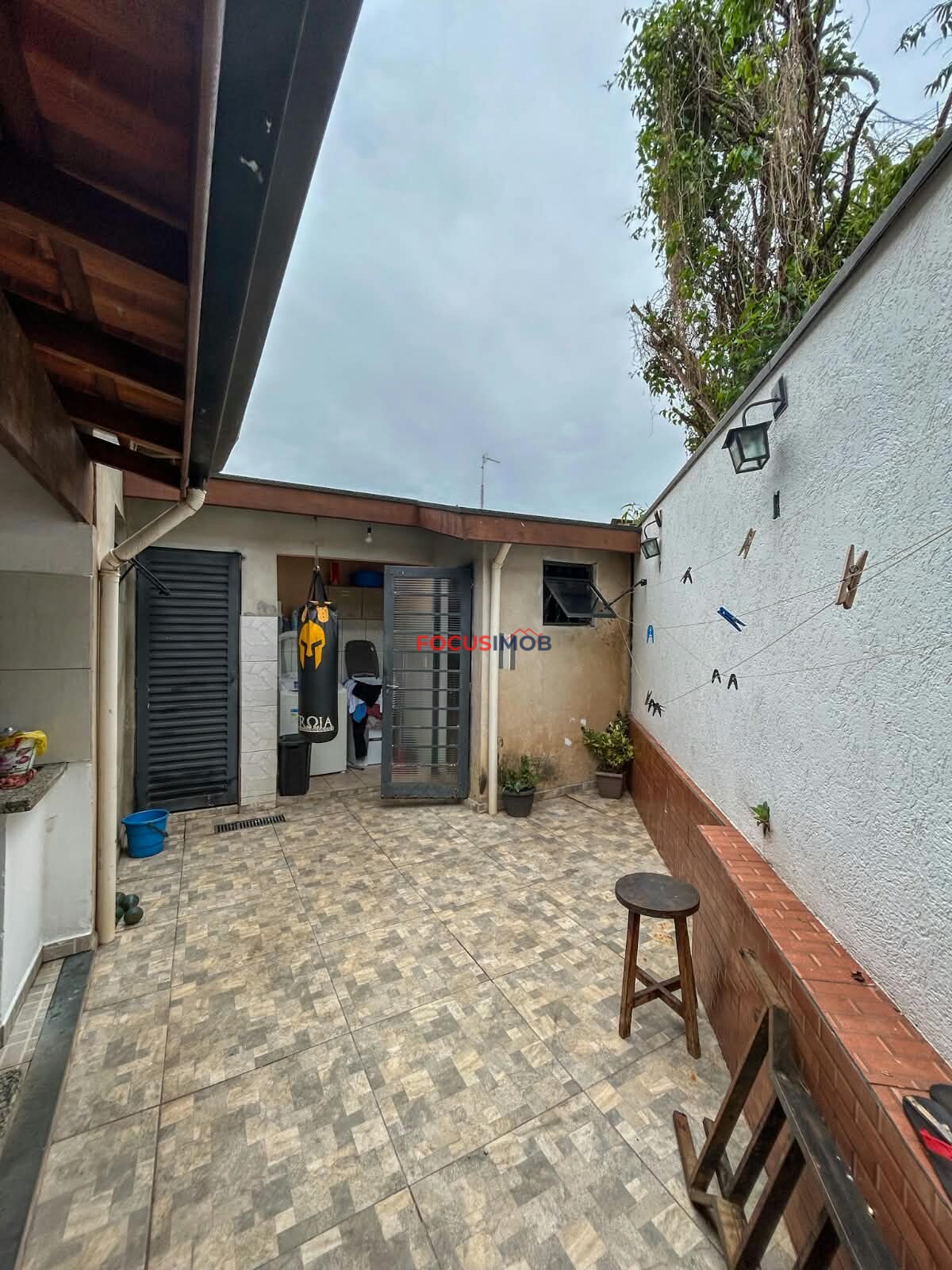 Casa a venda no bairro Jardim Santa Elisa, Mogi Mirim - SP