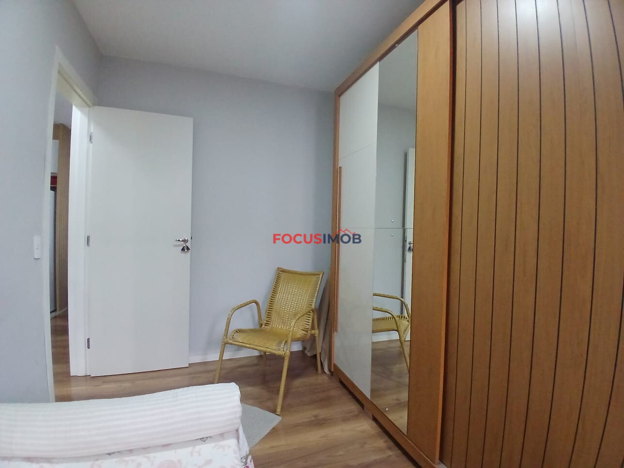 Apartamento pra venda Condomínio Residencial Paris
