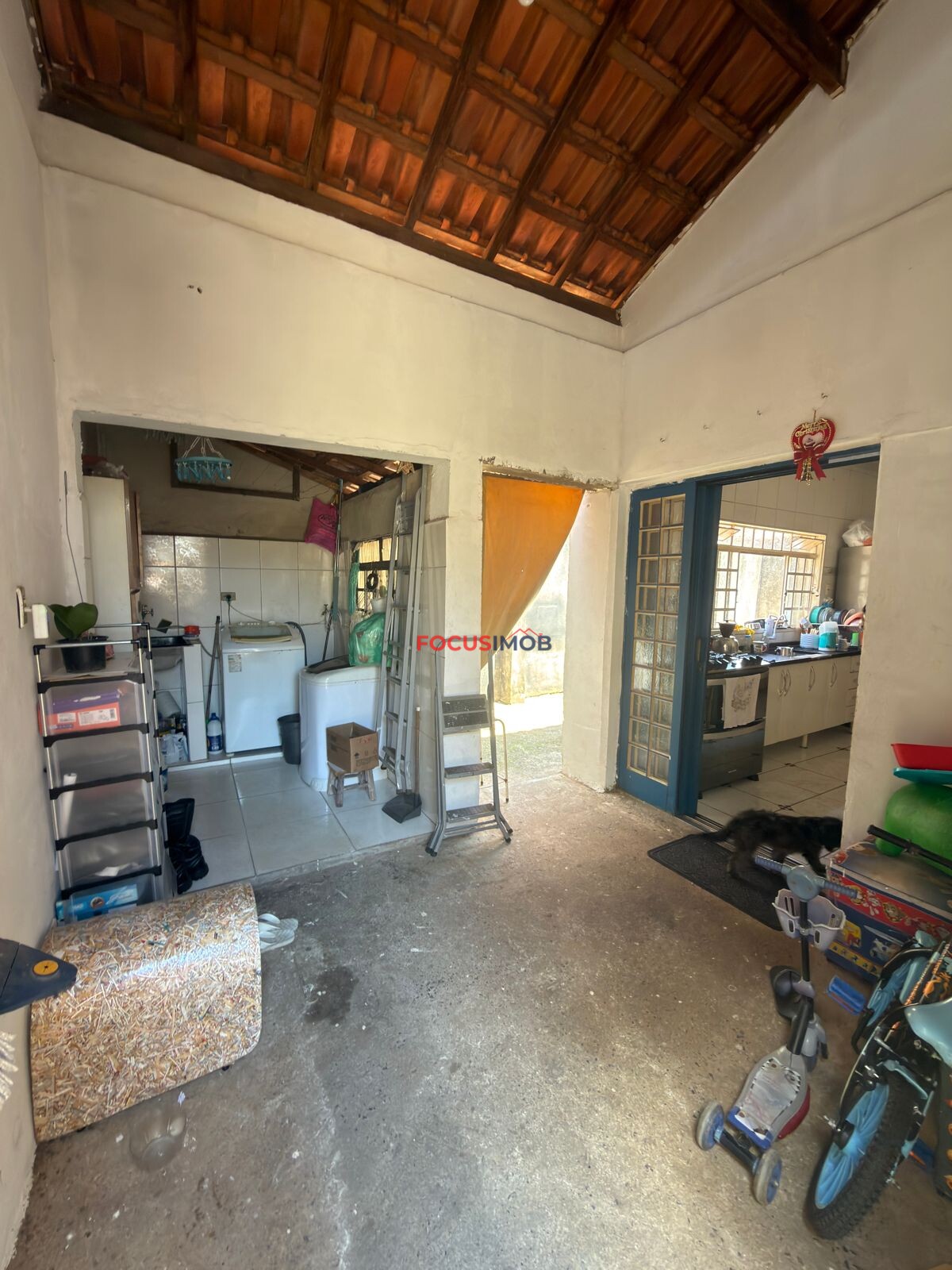 CASA A VENDA NO JARDIM SANTA TEREZINHA