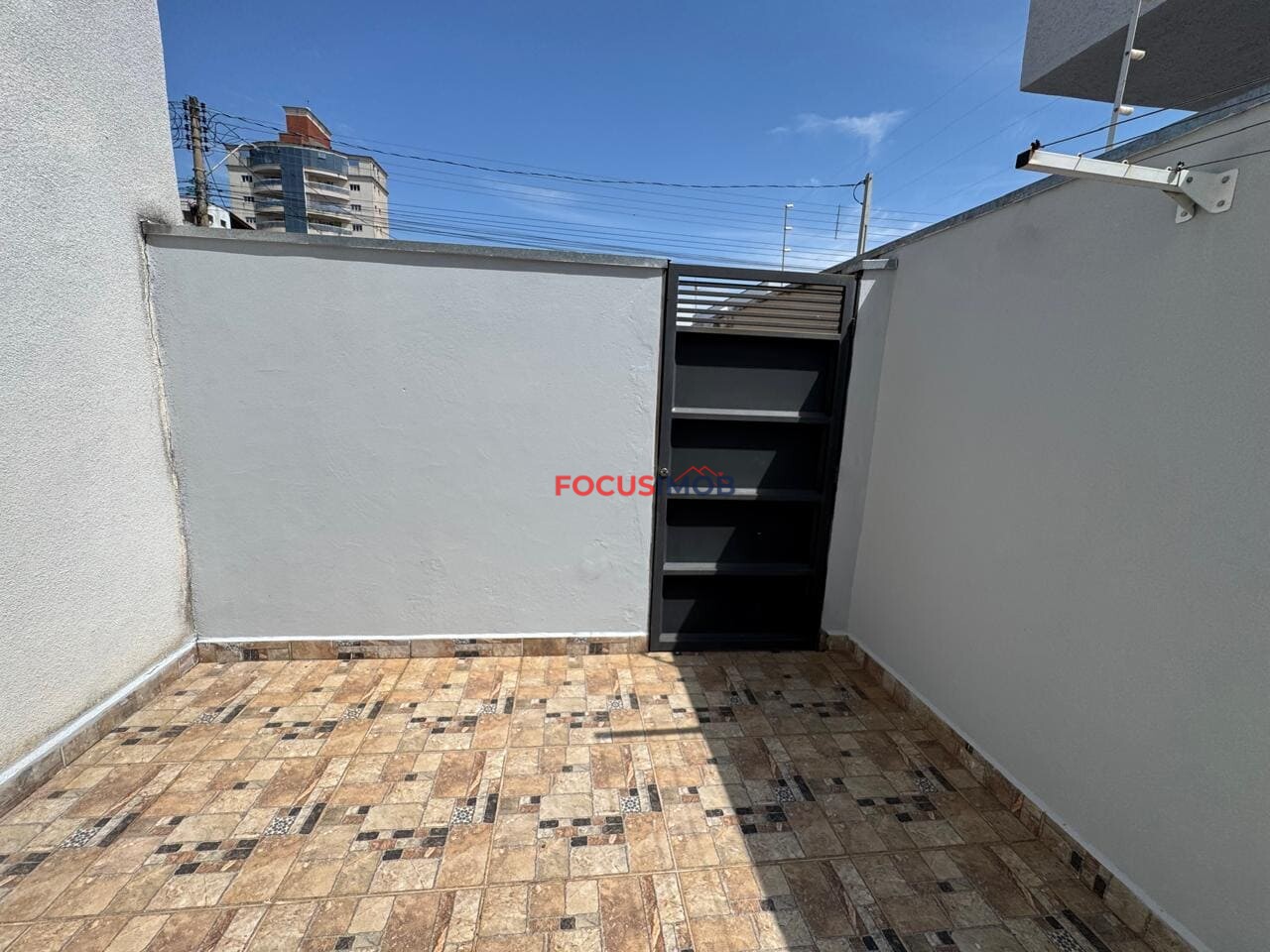 Apartamento Térreo à Venda no Guaçu Parque Real – 2 Quartos, 60 m², Área Externa e Garagem | Mogi Guaçu/SP