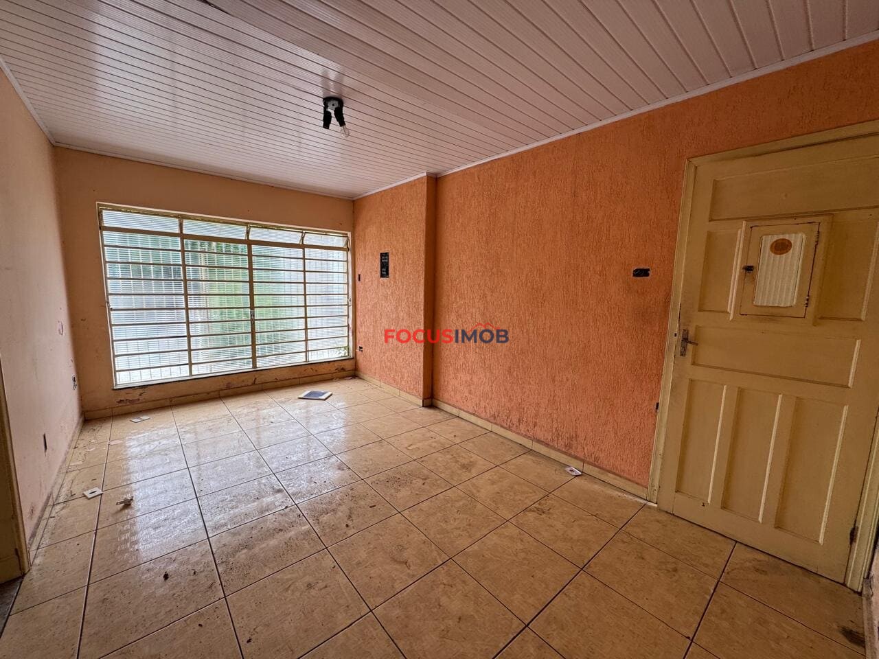 Casa à Venda na Região Central de Mogi Guaçu/SP – Excelente Potencial Comercial e Residencial