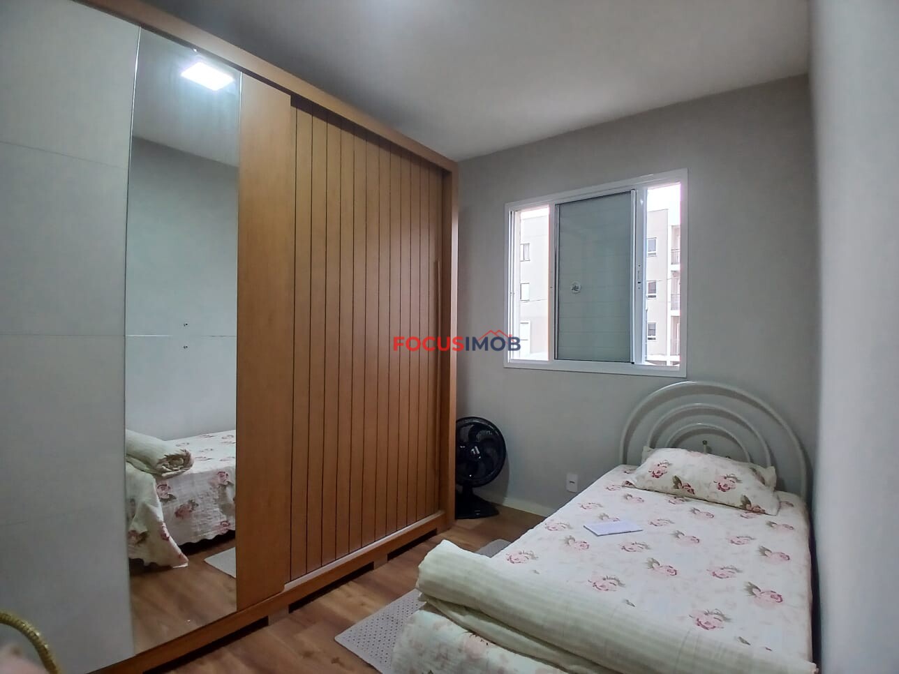 Apartamento pra venda Condomínio Residencial Paris