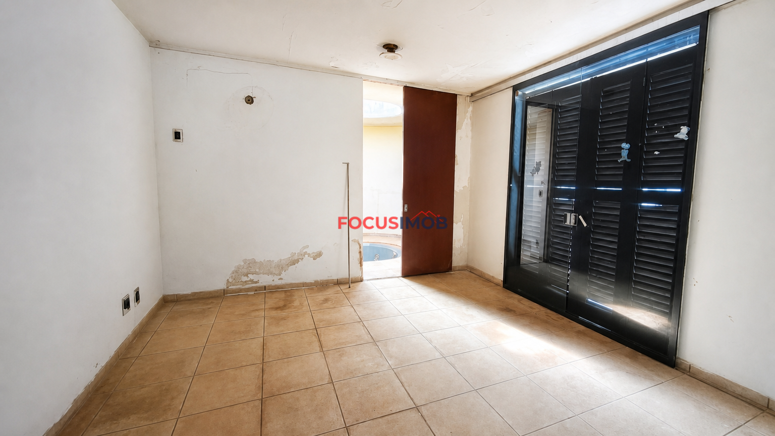 🏡 Casa de Alto Padrão com 3 Suítes, Piscina e Terreno de 2.349 m² — Oportunidade Única para Investidor