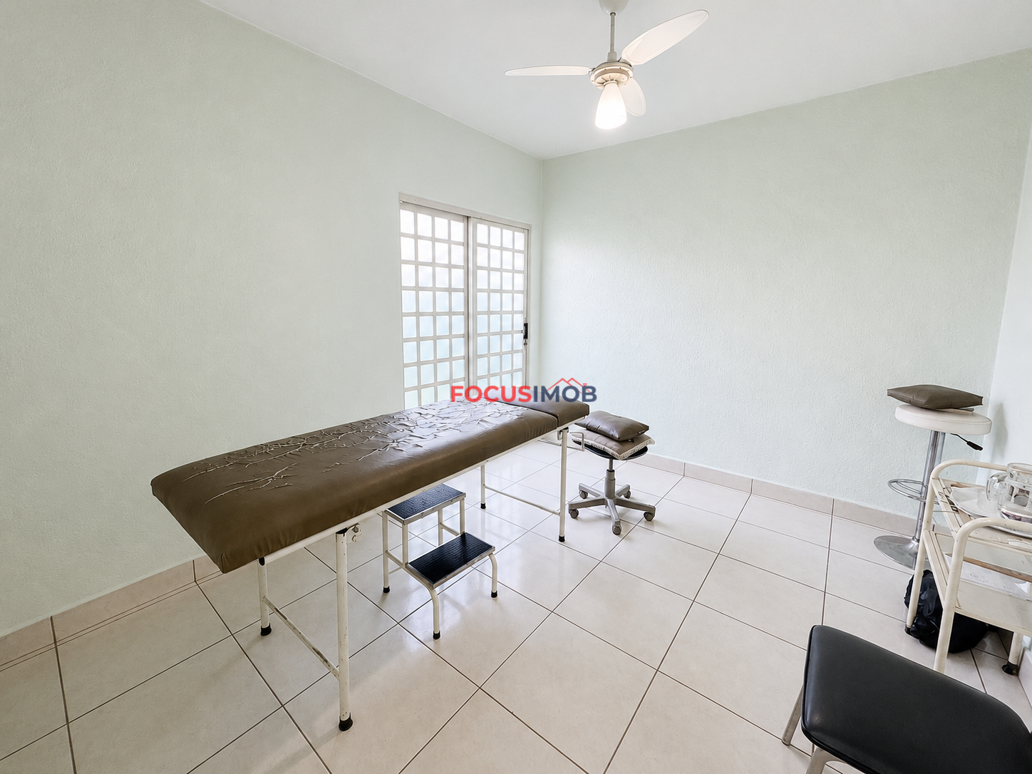 Ponto Comercial no Centro – Ideal para Clínica, Salão de Beleza, Estética, barbearia ou Escritório | Chácara São João