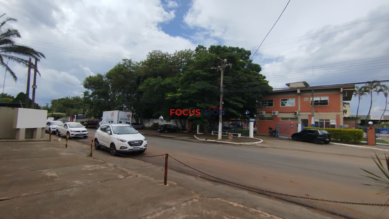 Área Industrial de 11.000 m² com Galpão de 3.000 m² à Venda