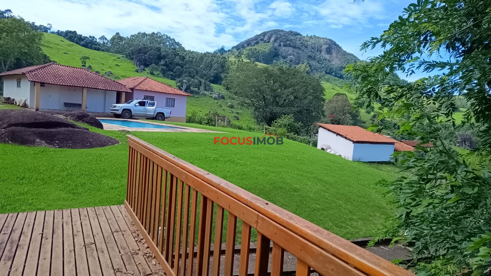 Sítio Completo à Venda em Santa Rita de Caldas/MG – 35 Alqueires, Estrutura Pronta para Pecuária