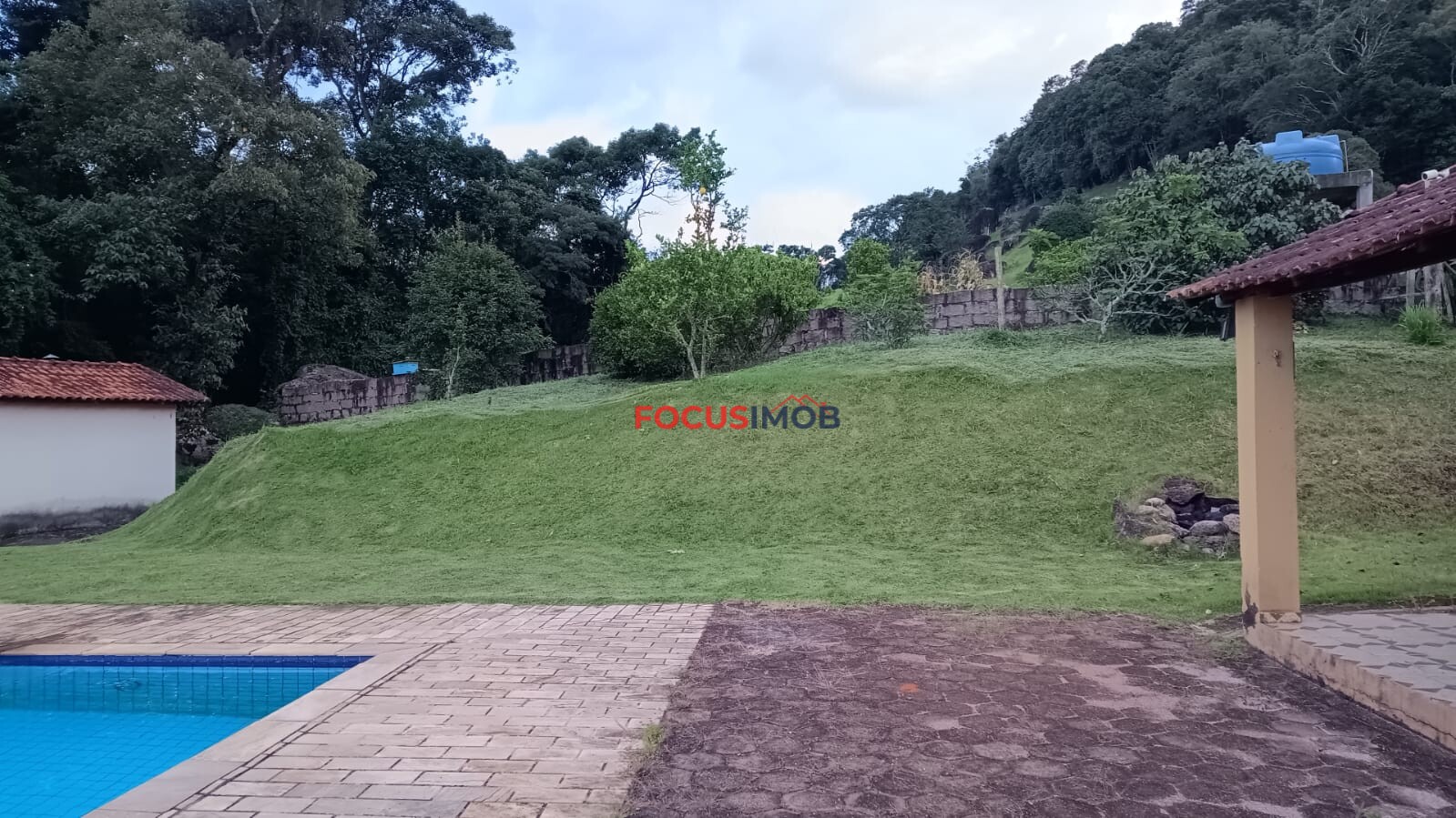 Sítio Completo à Venda em Santa Rita de Caldas/MG – 35 Alqueires, Estrutura Pronta para Pecuária