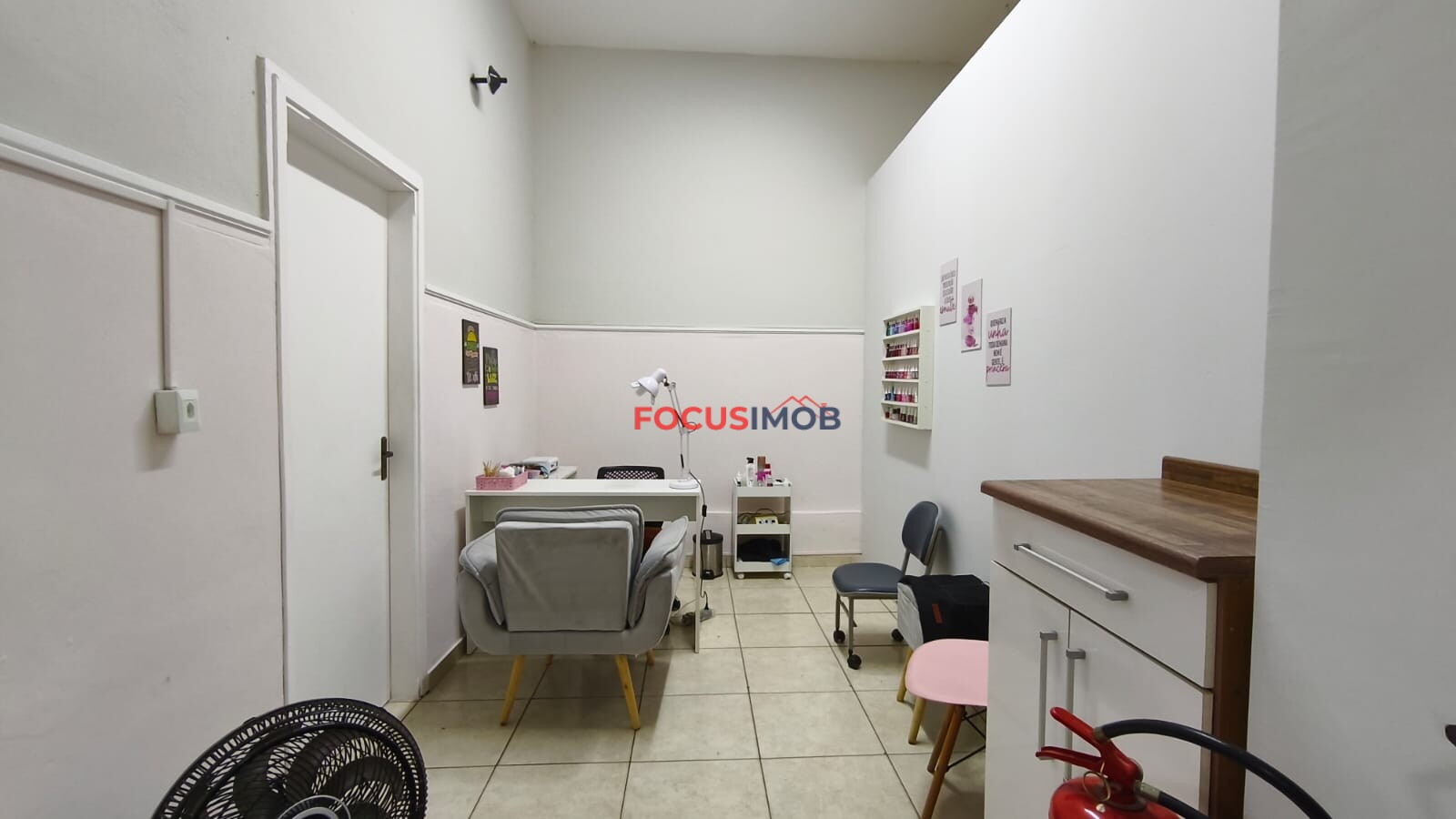 Casa com Ponto Comercial à Venda no Bairro Centenário – Excelente Oportunidade para Morar e Empreender
