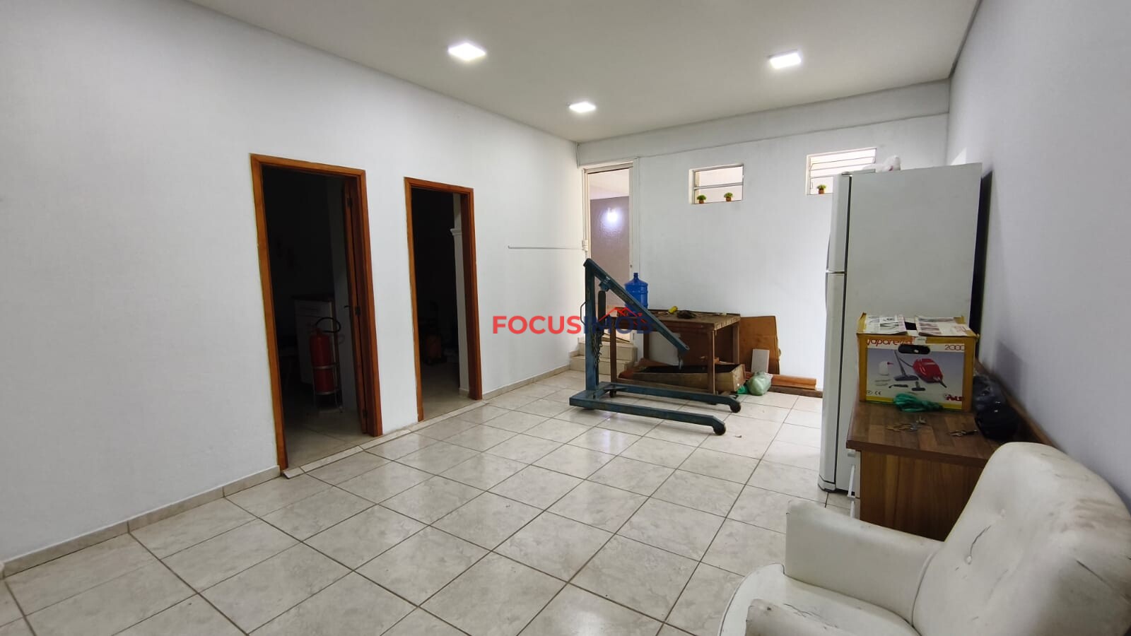 Casa com Ponto Comercial à Venda no Bairro Centenário – Excelente Oportunidade para Morar e Empreender