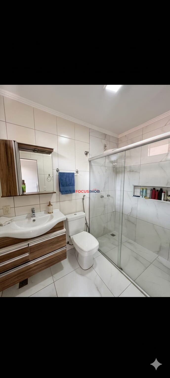 Casa à Venda no Condomínio Aroeiras – Jardim Cristina