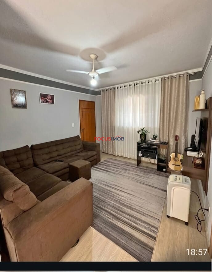 Casa à Venda no Condomínio Aroeiras – Jardim Cristina