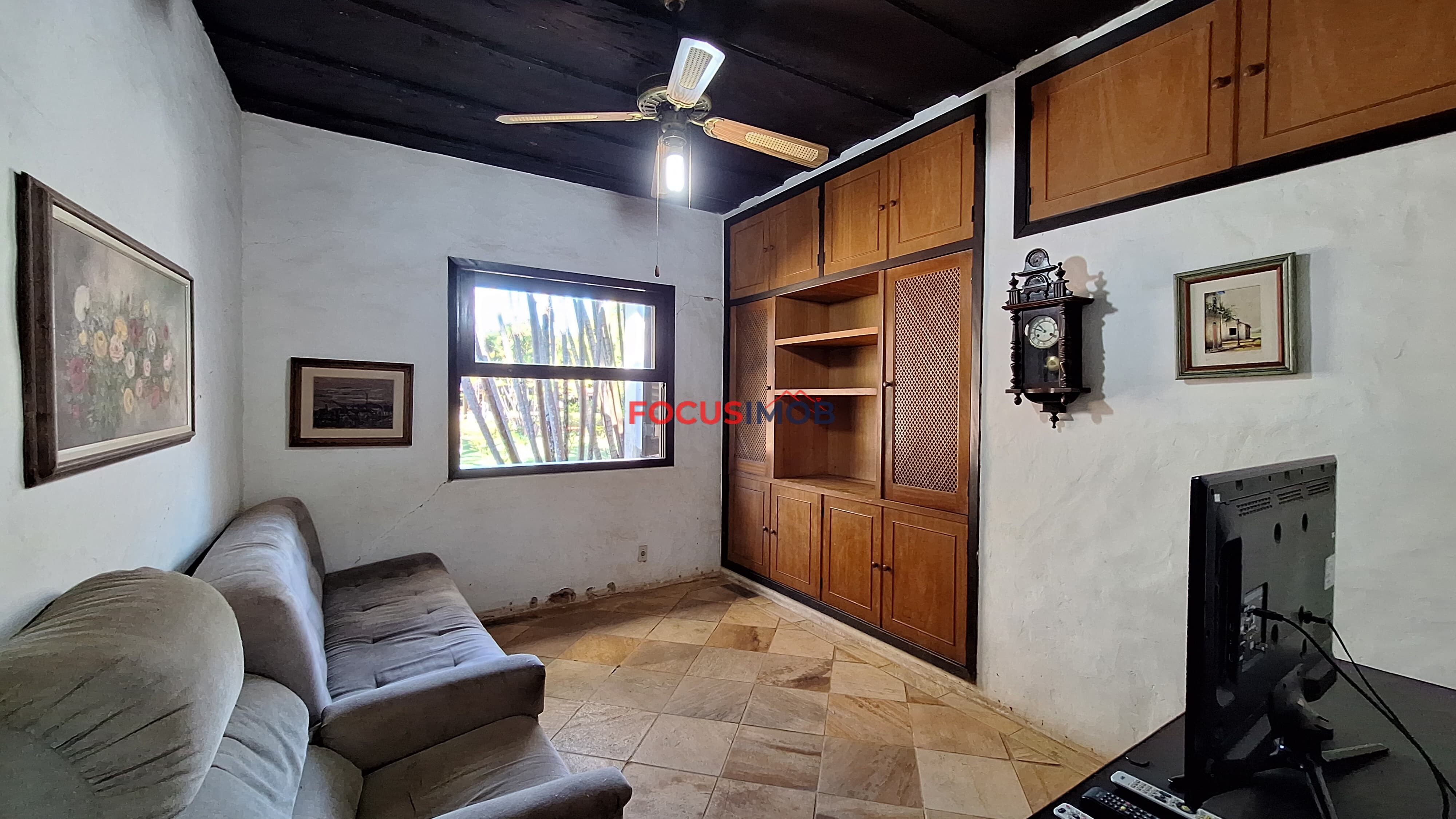 Casa de Alto Padrão com Piscina, Área Verde e Casa Auxiliar no Jardim Sbeghen – Mogi Mirim