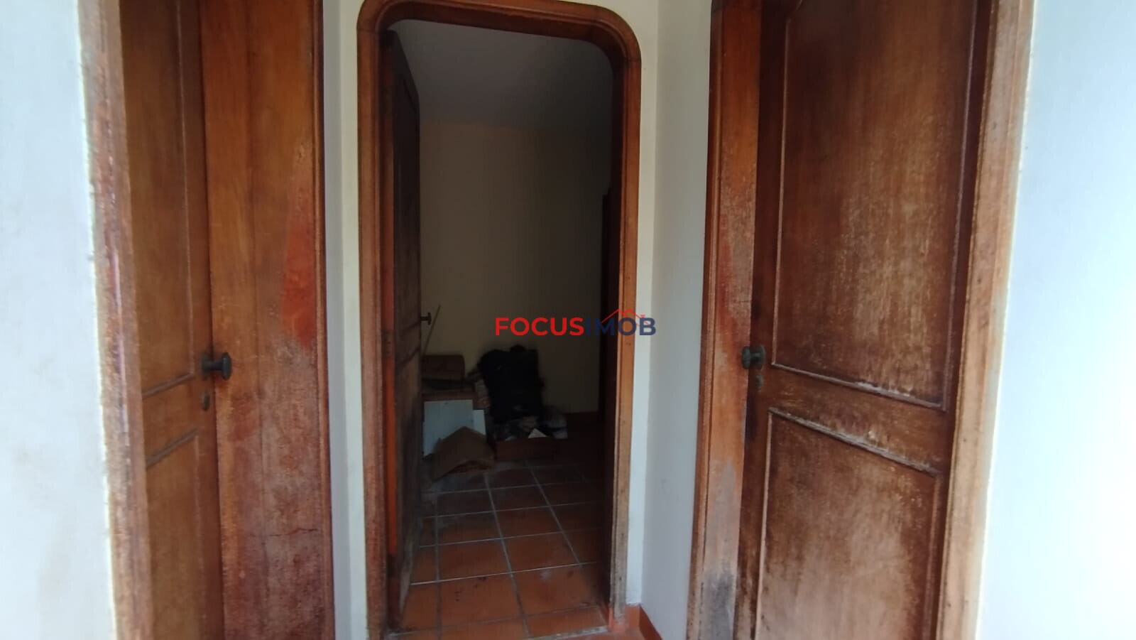 Casa Ampla com 5 Quartos no Jardim Bela Vista – Excelente Localização e Grande Potencial por R$ 800 Mil