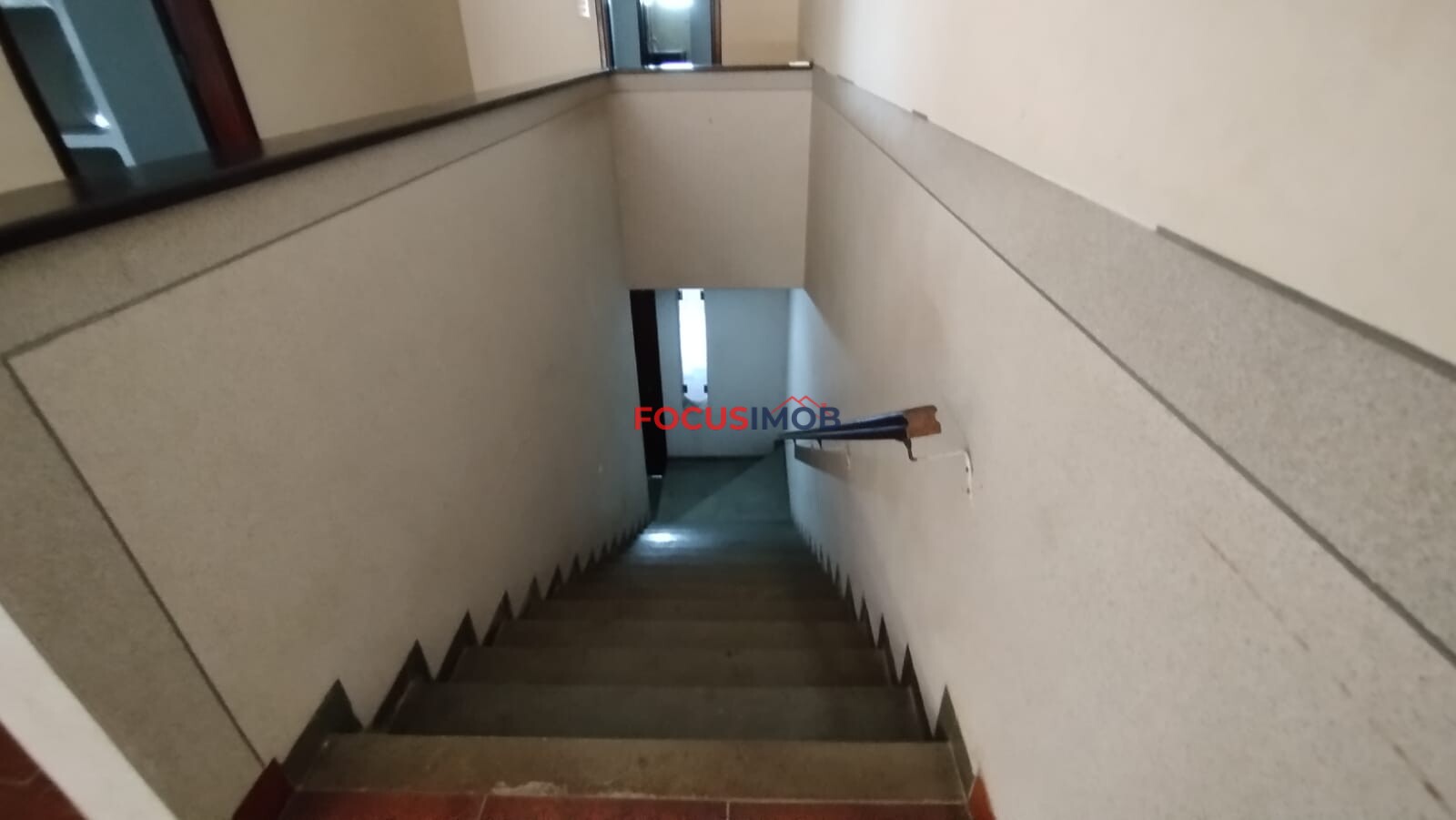Casa Ampla com 5 Quartos no Jardim Bela Vista – Excelente Localização e Grande Potencial por R$ 800 Mil