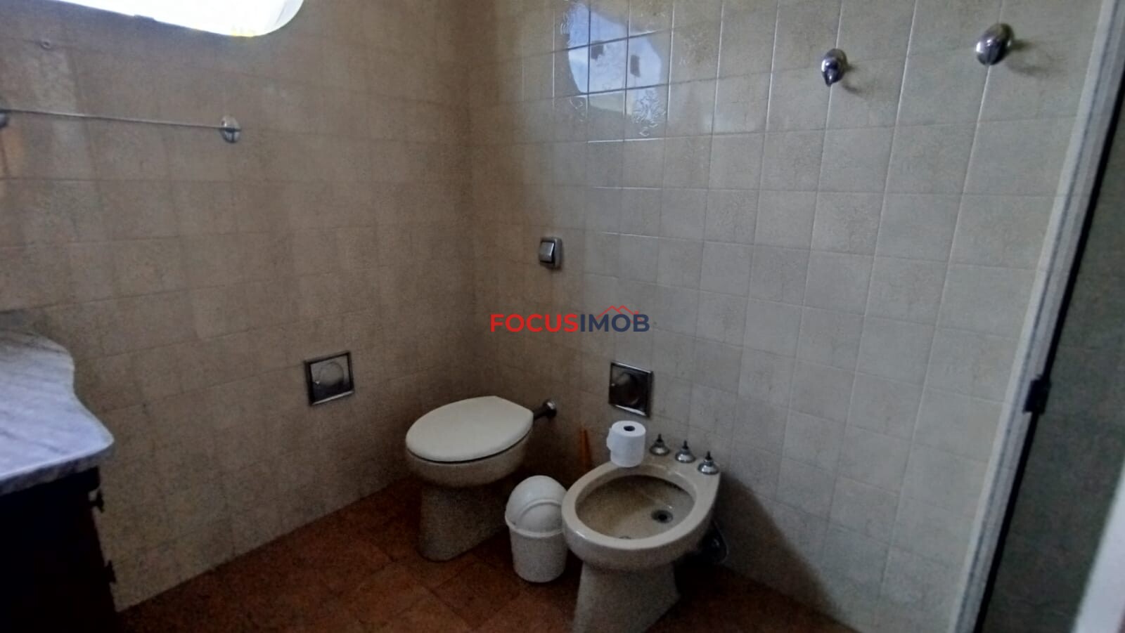 Casa Ampla com 5 Quartos no Jardim Bela Vista – Excelente Localização e Grande Potencial por R$ 800 Mil