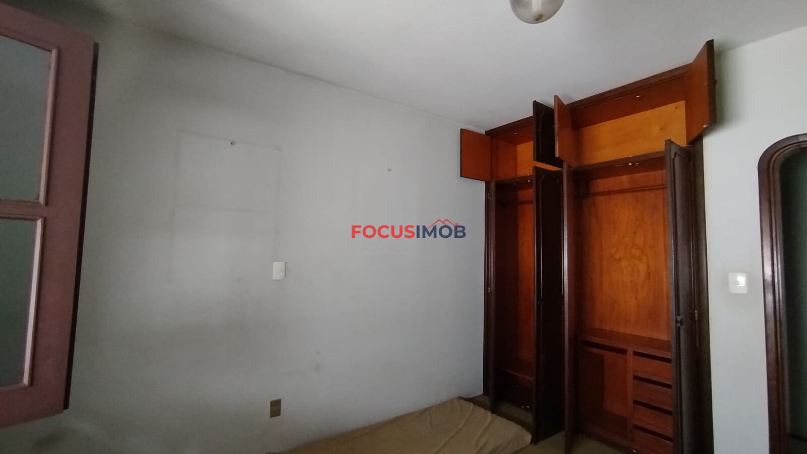Casa Ampla com 5 Quartos no Jardim Bela Vista – Excelente Localização e Grande Potencial por R$ 800 Mil