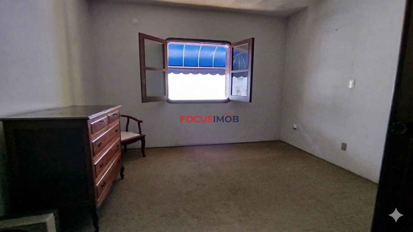 Casa Ampla com 5 Quartos no Jardim Bela Vista – Excelente Localização e Grande Potencial por R$ 800 Mil